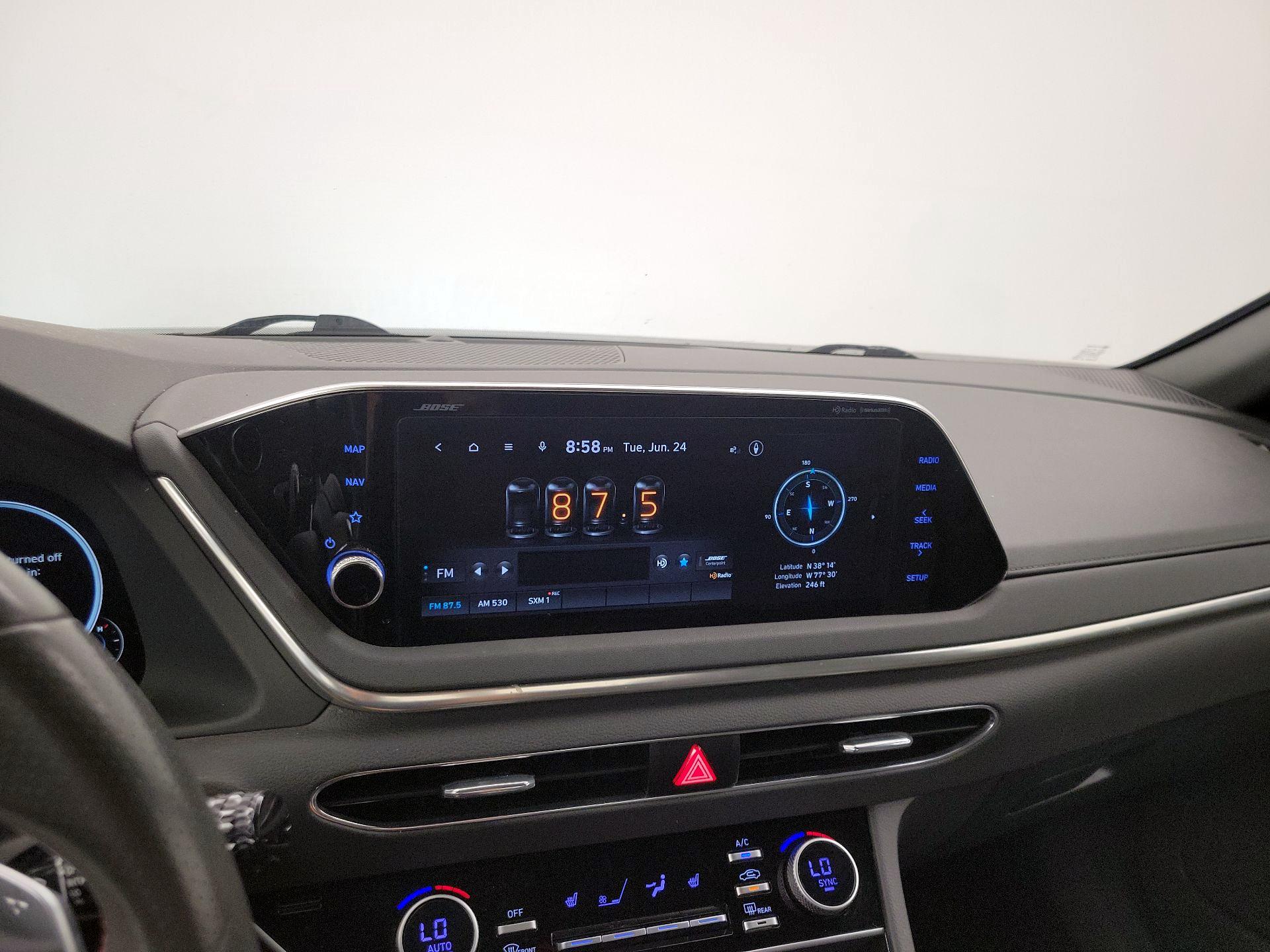 Thumbnail: 2022 Hyundai Sonata - 16