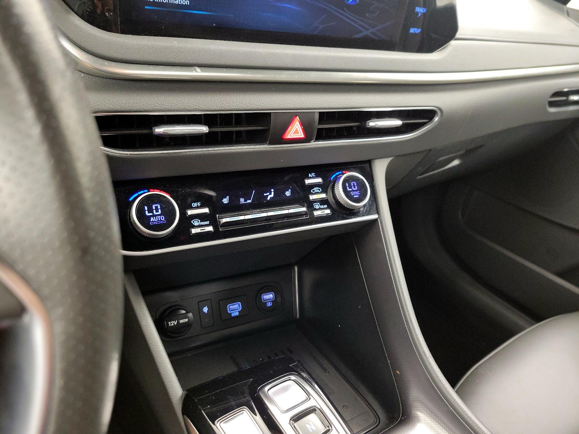 Thumbnail: 2022 Hyundai Sonata - 17