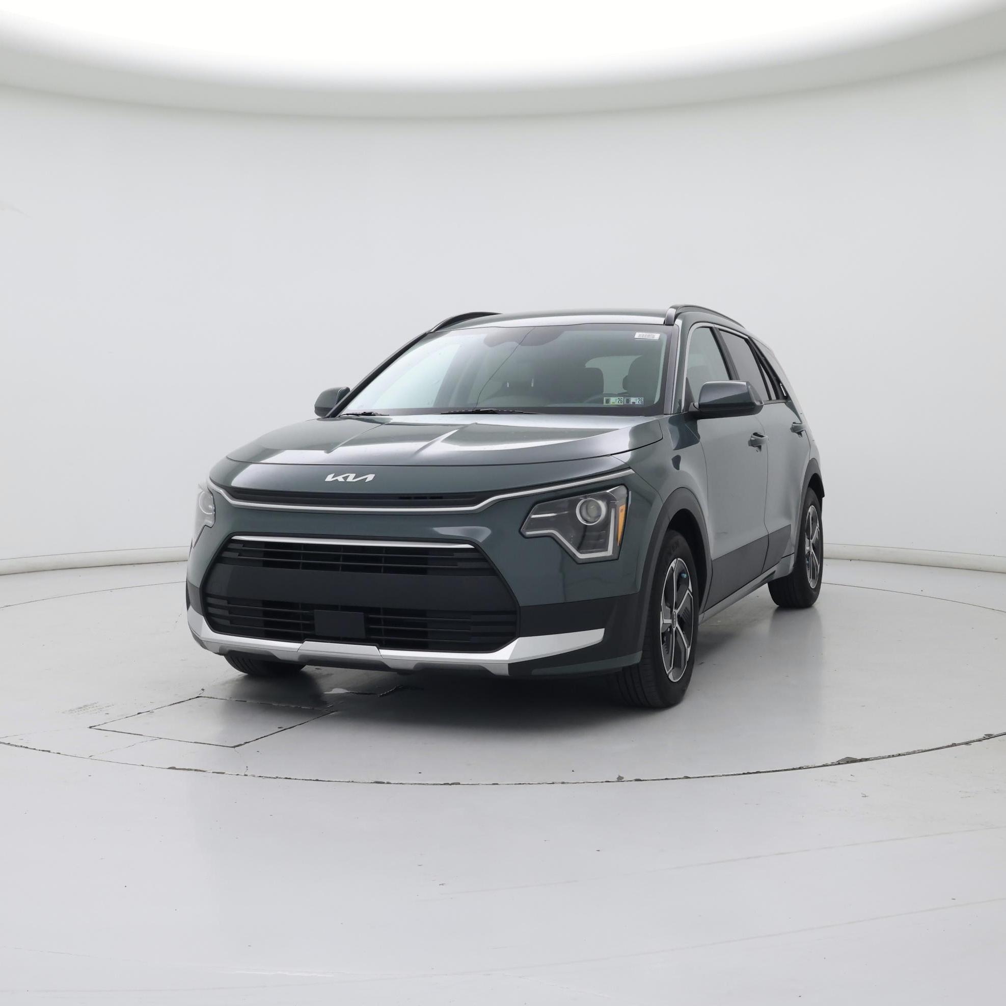 Thumbnail: 2023 Kia Niro - 4