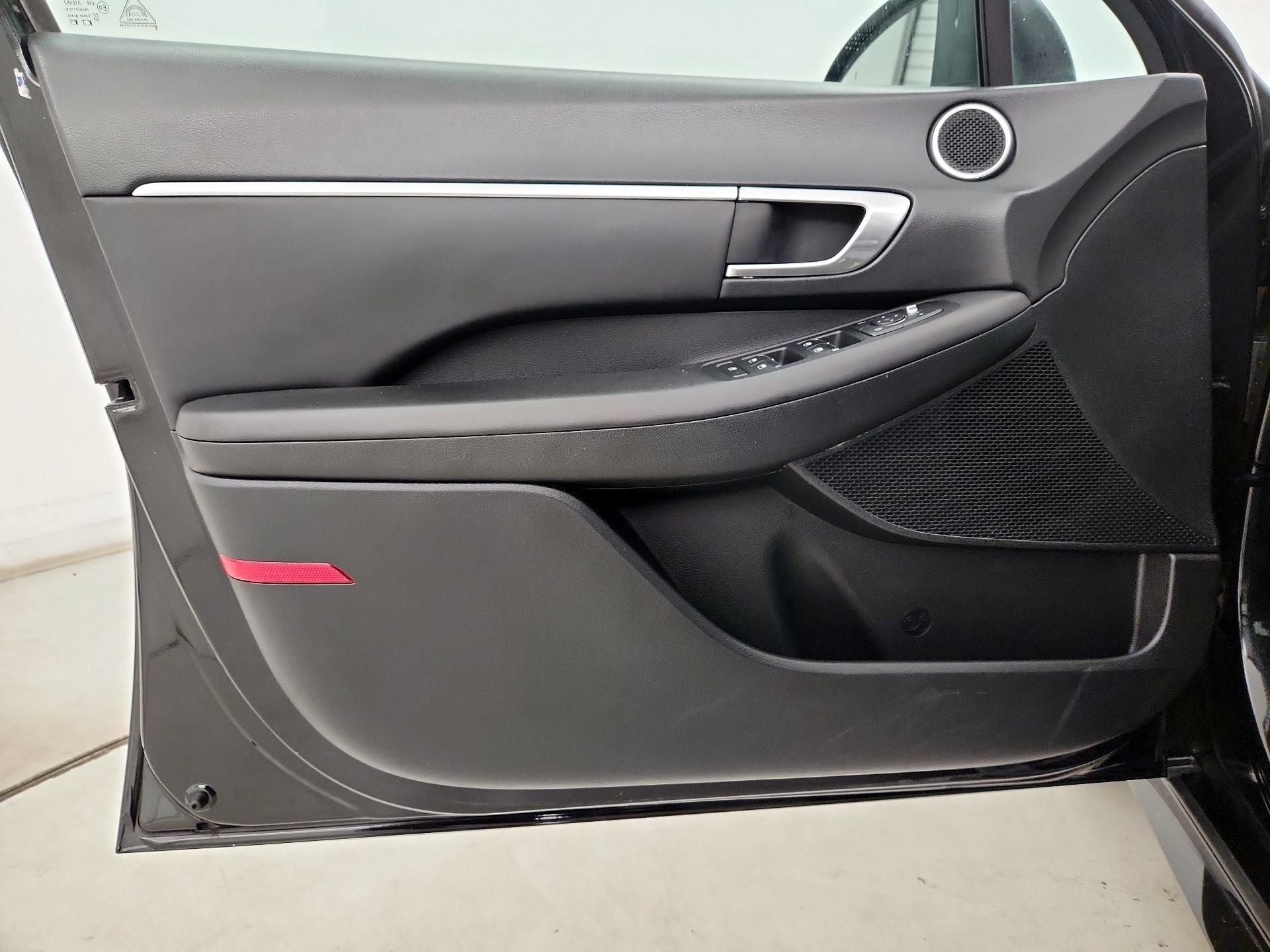 Thumbnail: 2022 Hyundai Sonata - 12