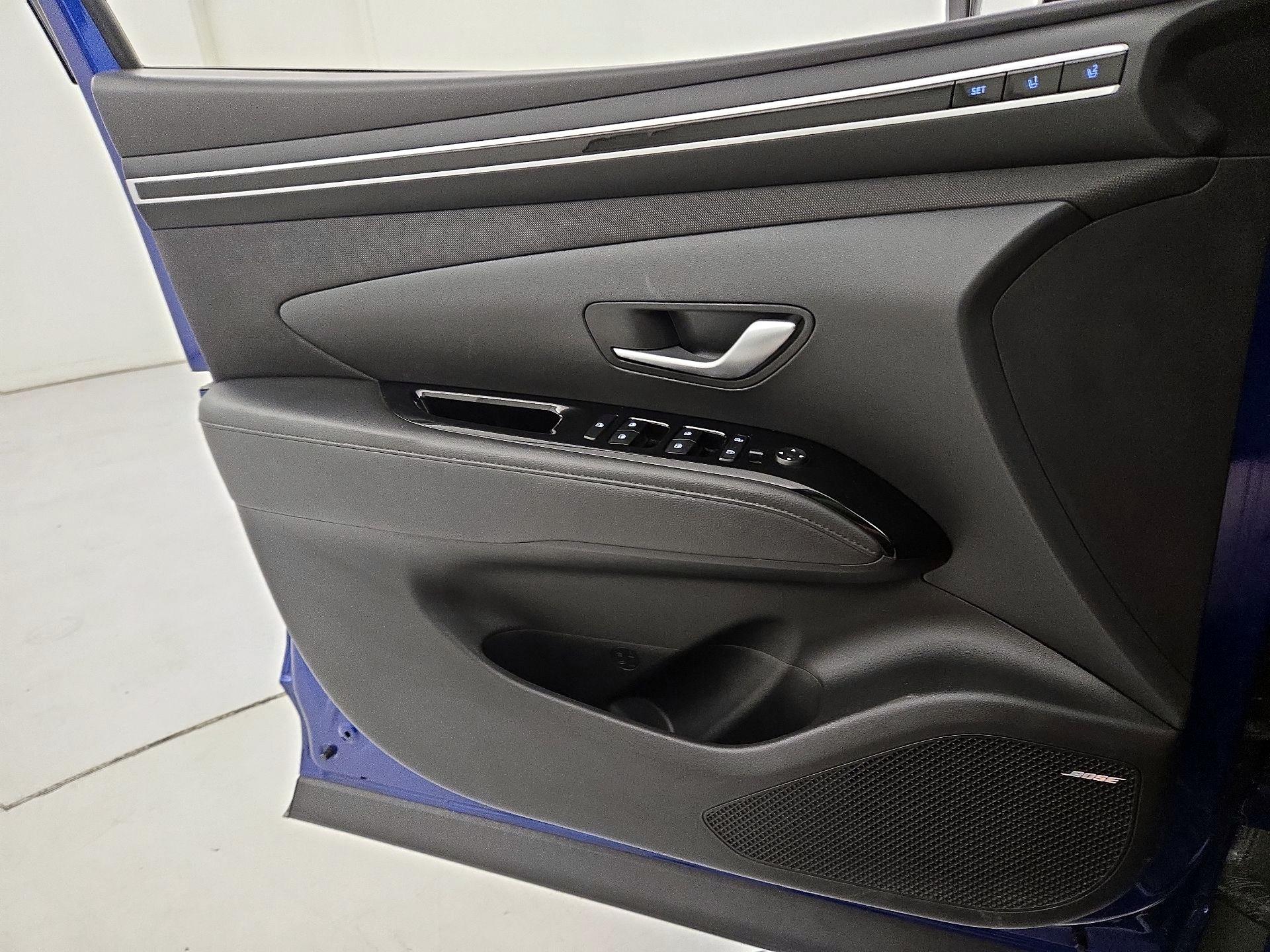 Thumbnail: 2022 Hyundai Tucson - 12
