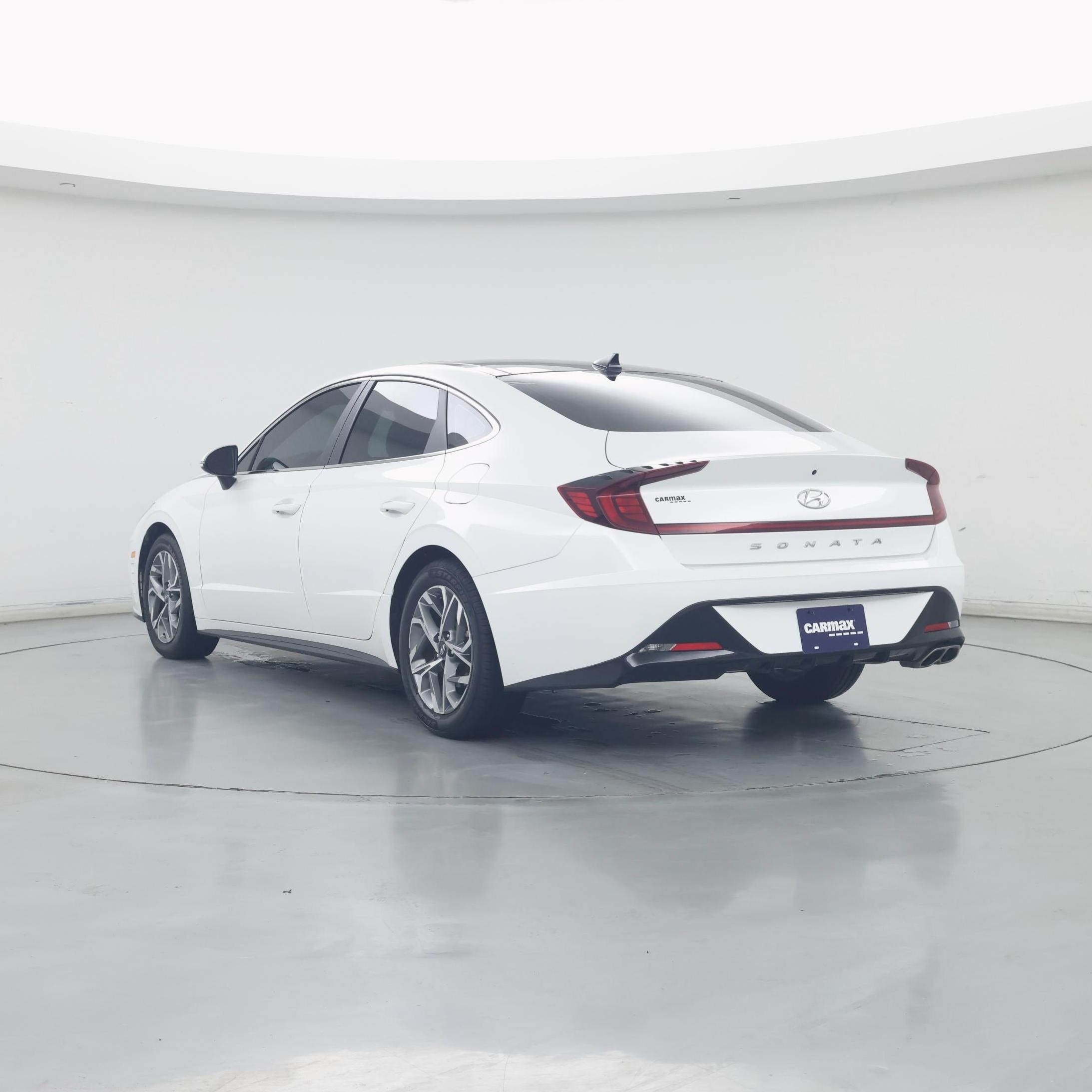 Thumbnail: 2023 Hyundai Sonata - 2