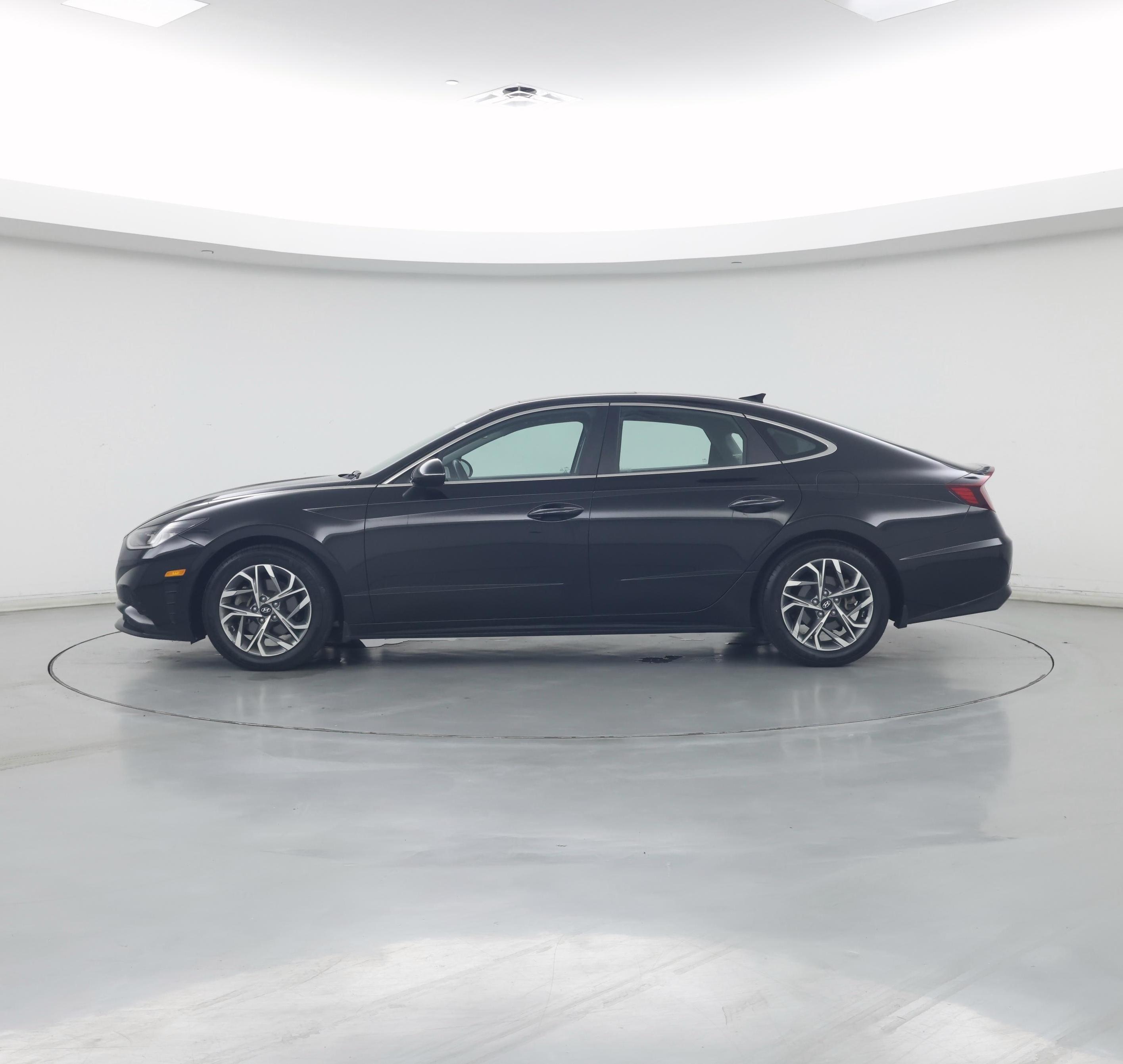 Thumbnail: 2022 Hyundai Sonata - 3