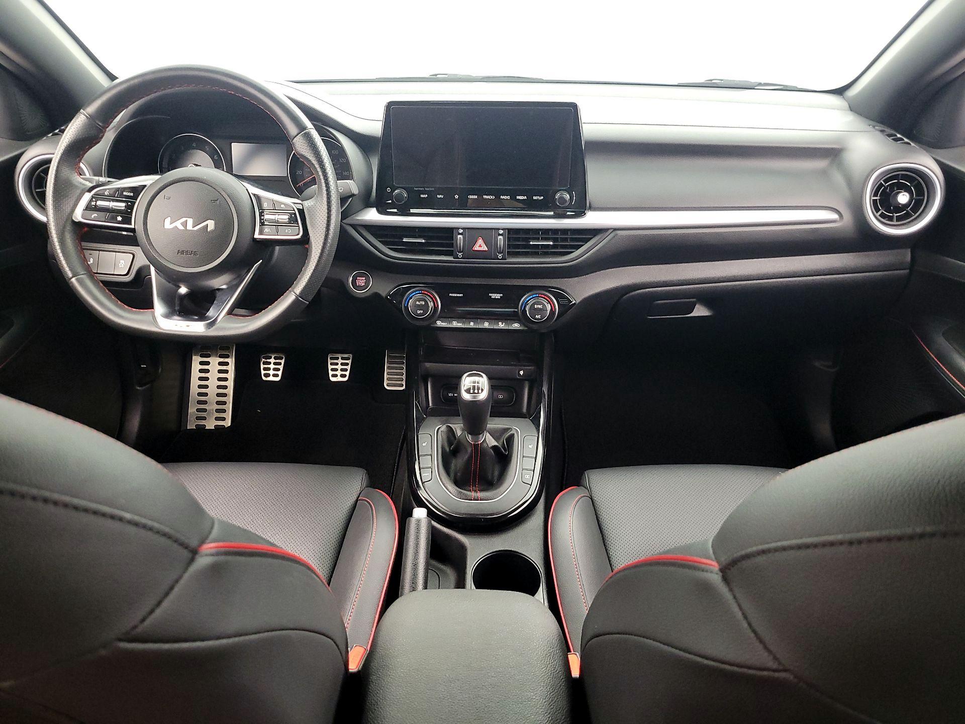 Thumbnail: 2024 Kia Forte - 9