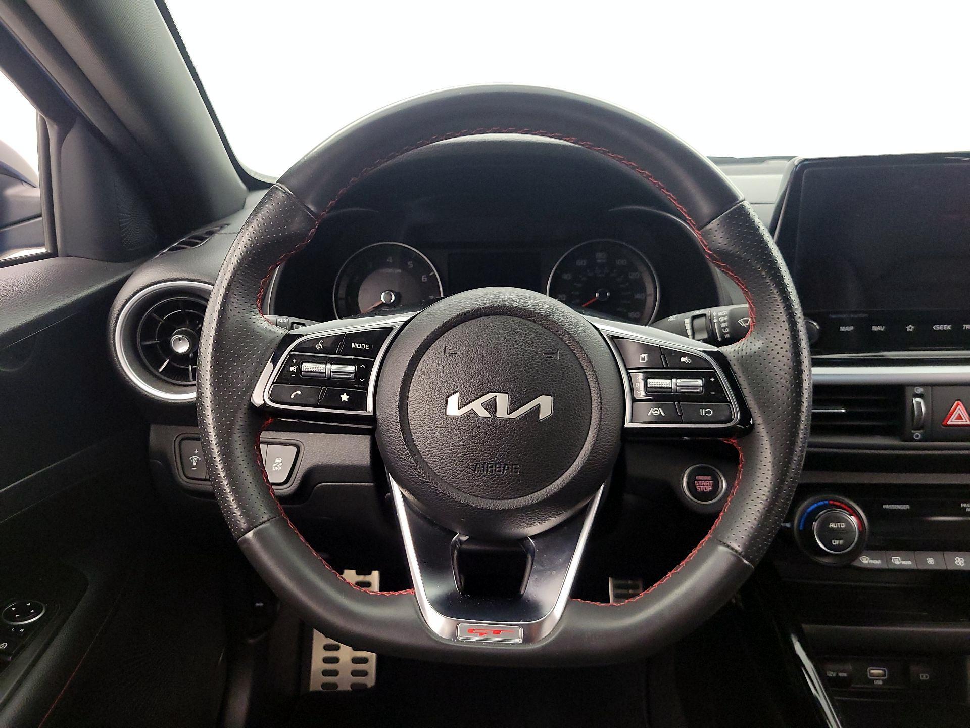 Thumbnail: 2024 Kia Forte - 10