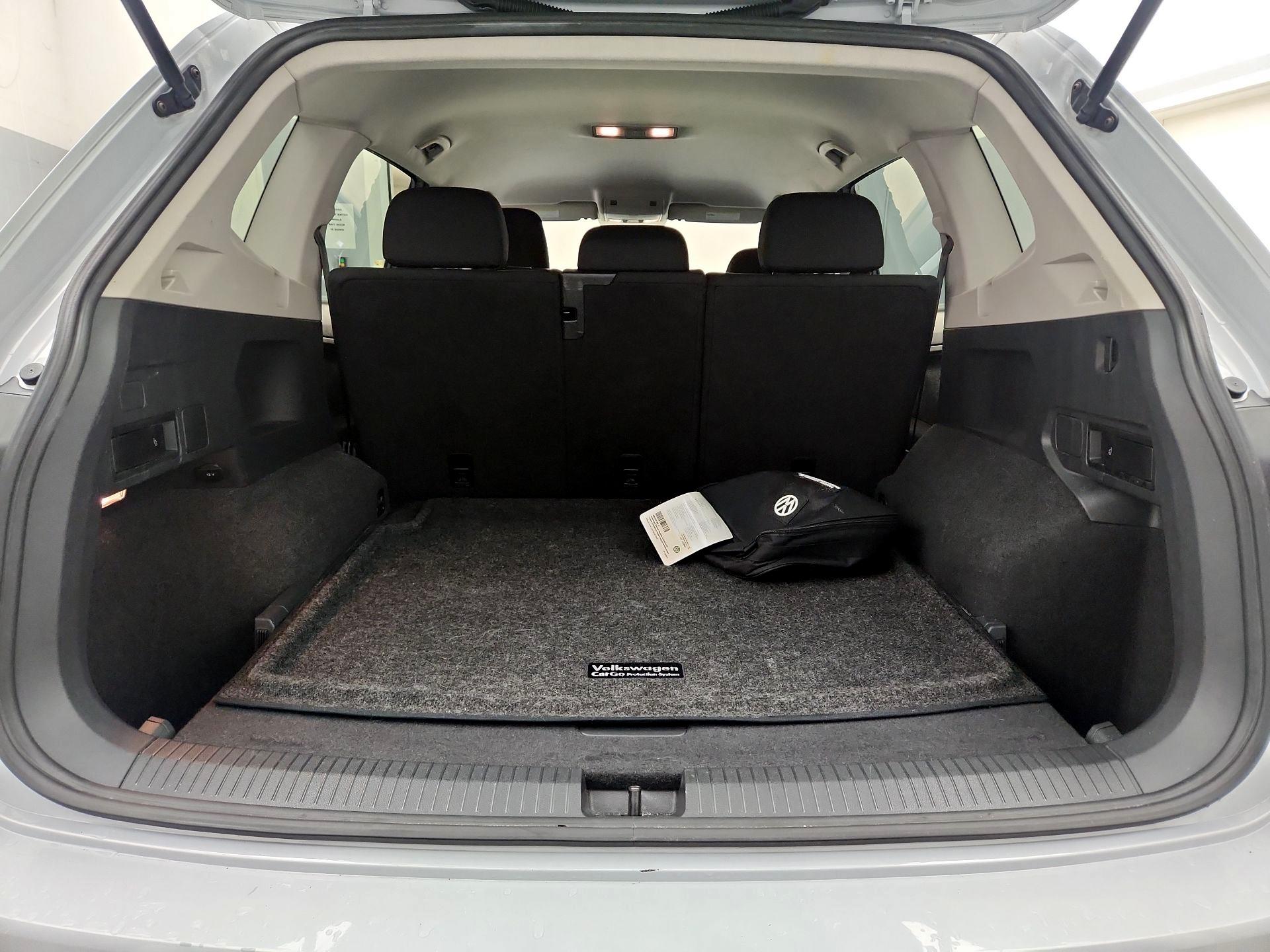 Thumbnail: 2018 Volkswagen Tiguan - 20