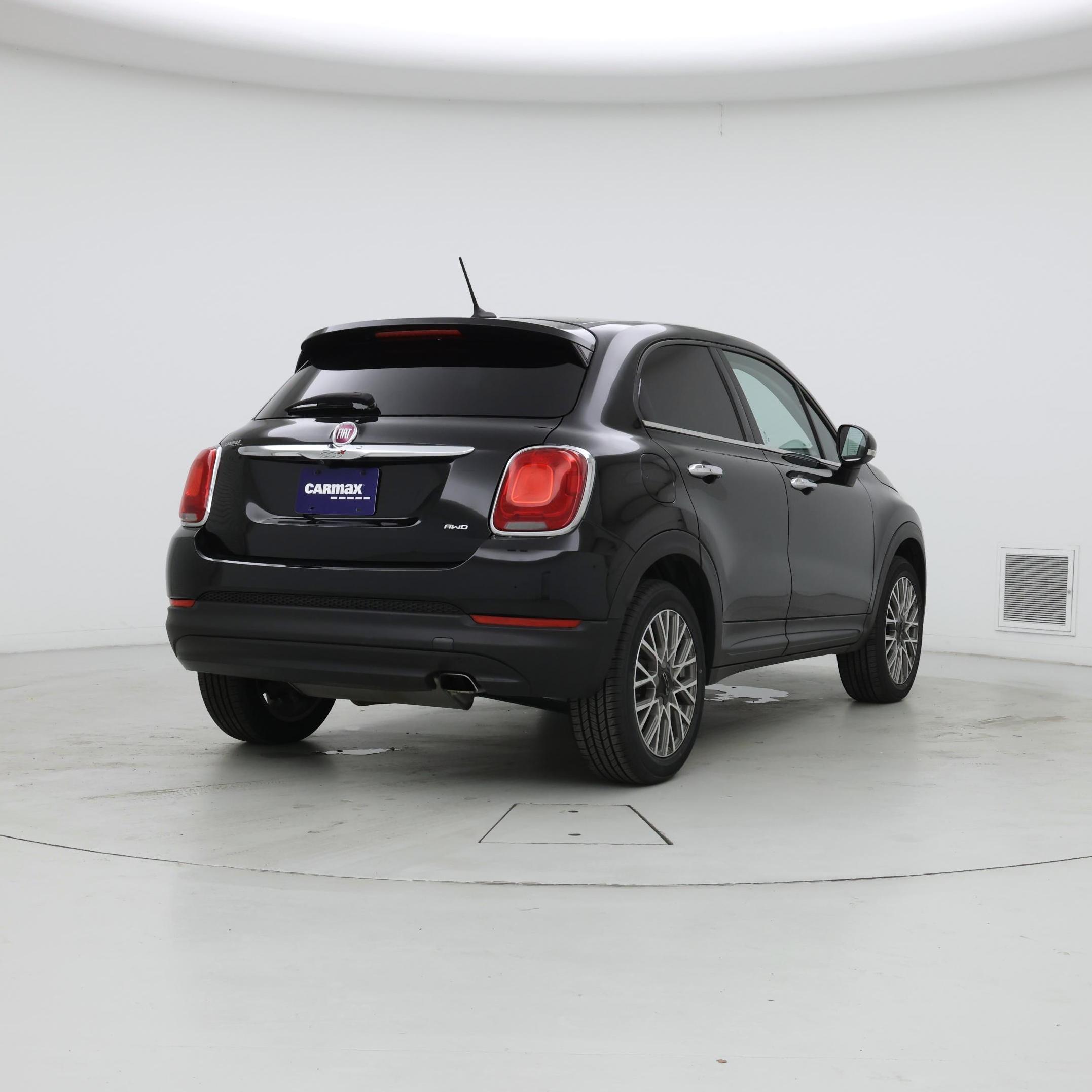Thumbnail: 2017 Fiat 500X - 8