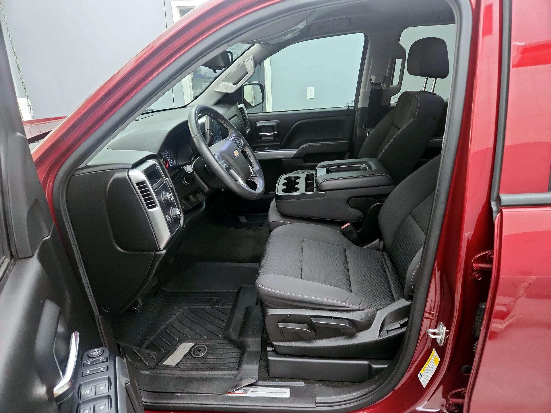 Thumbnail: 2018 Chevrolet Silverado 1500 - 11