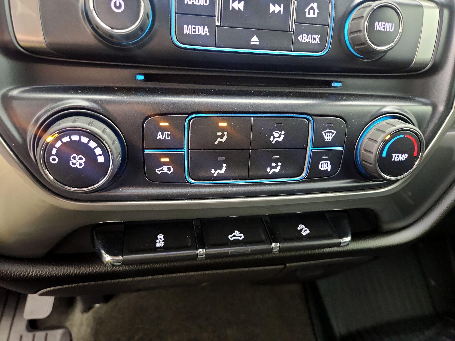 Thumbnail: 2018 Chevrolet Silverado 1500 - 17