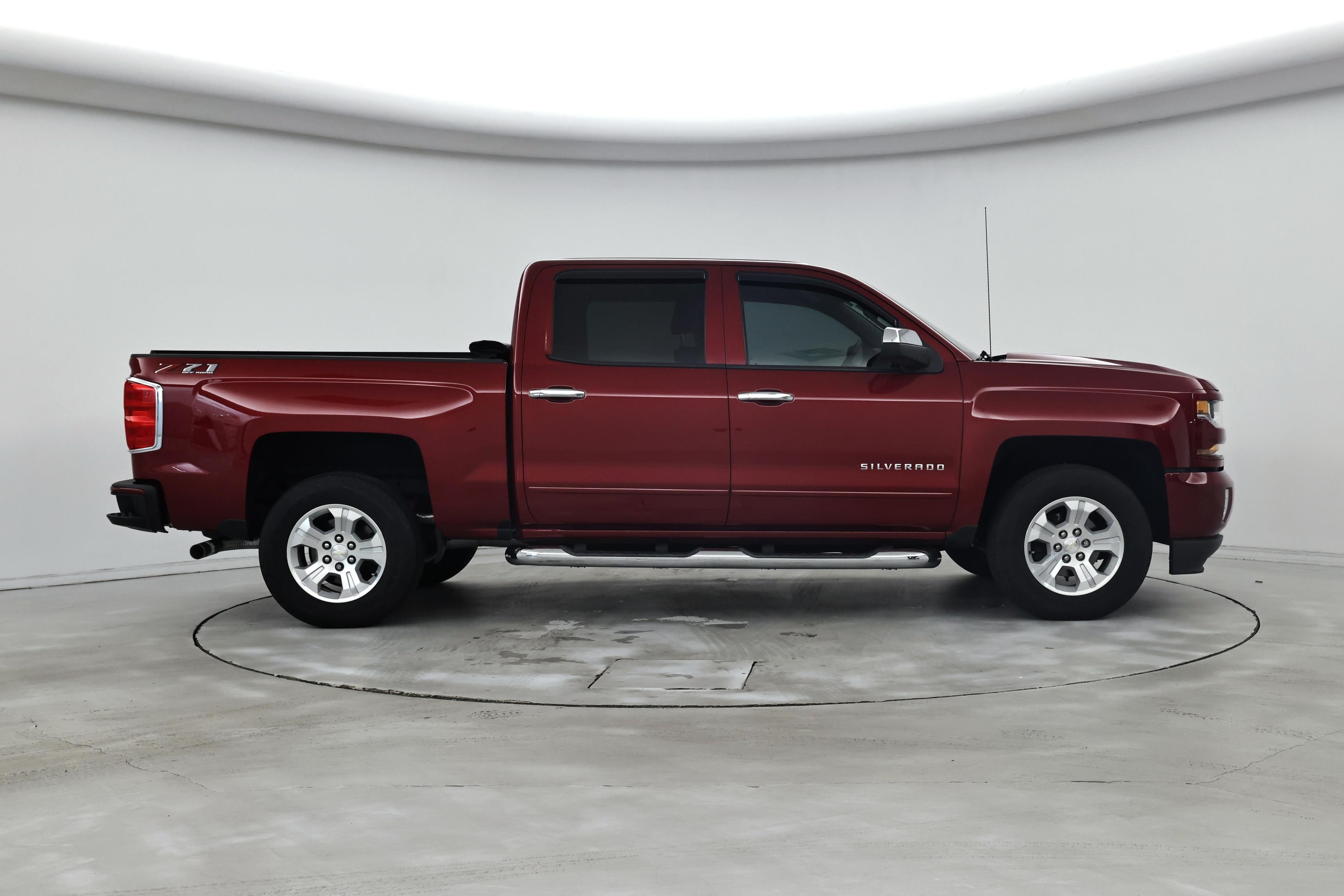 Thumbnail: 2018 Chevrolet Silverado 1500 - 7