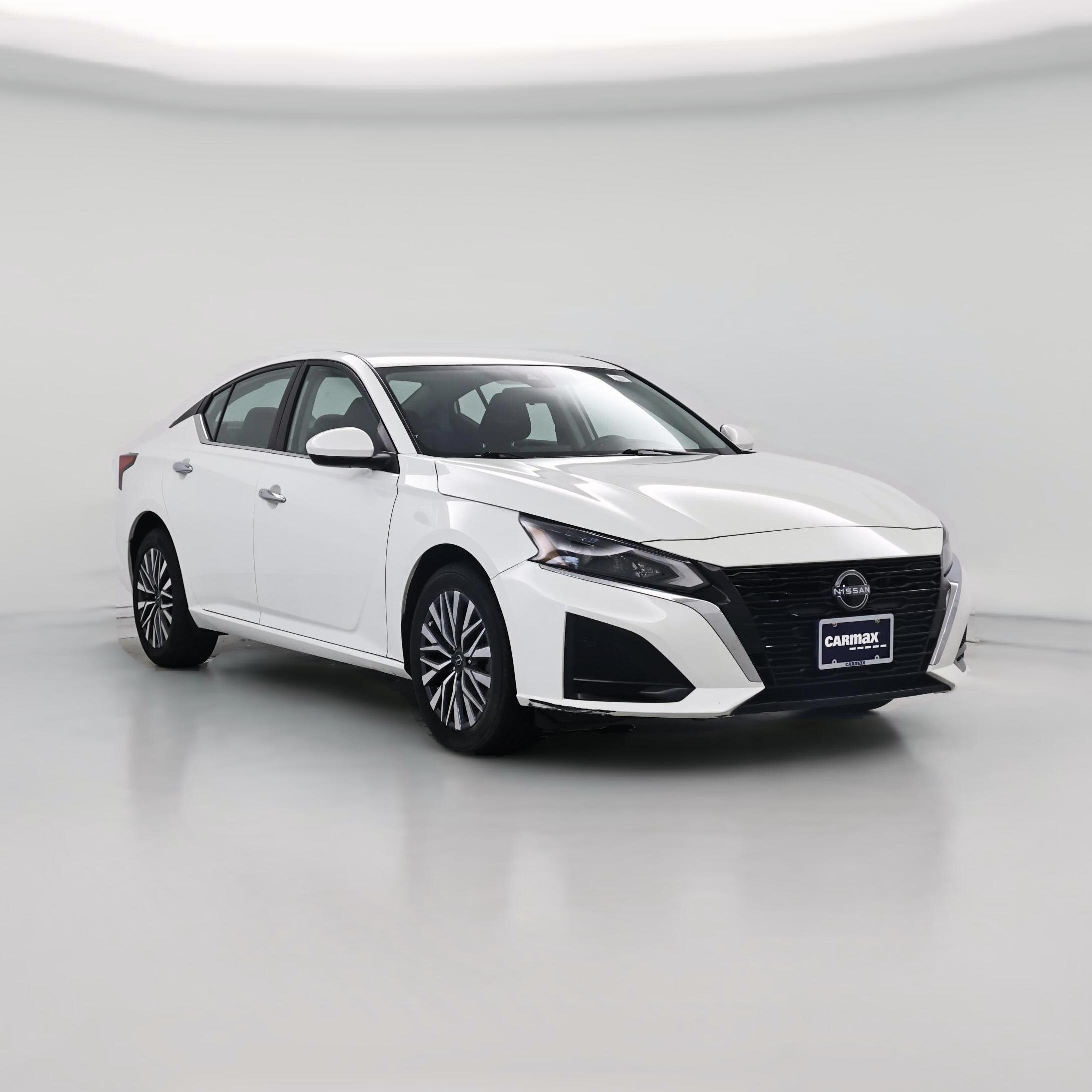 Thumbnail: 2023 Nissan Altima - 1