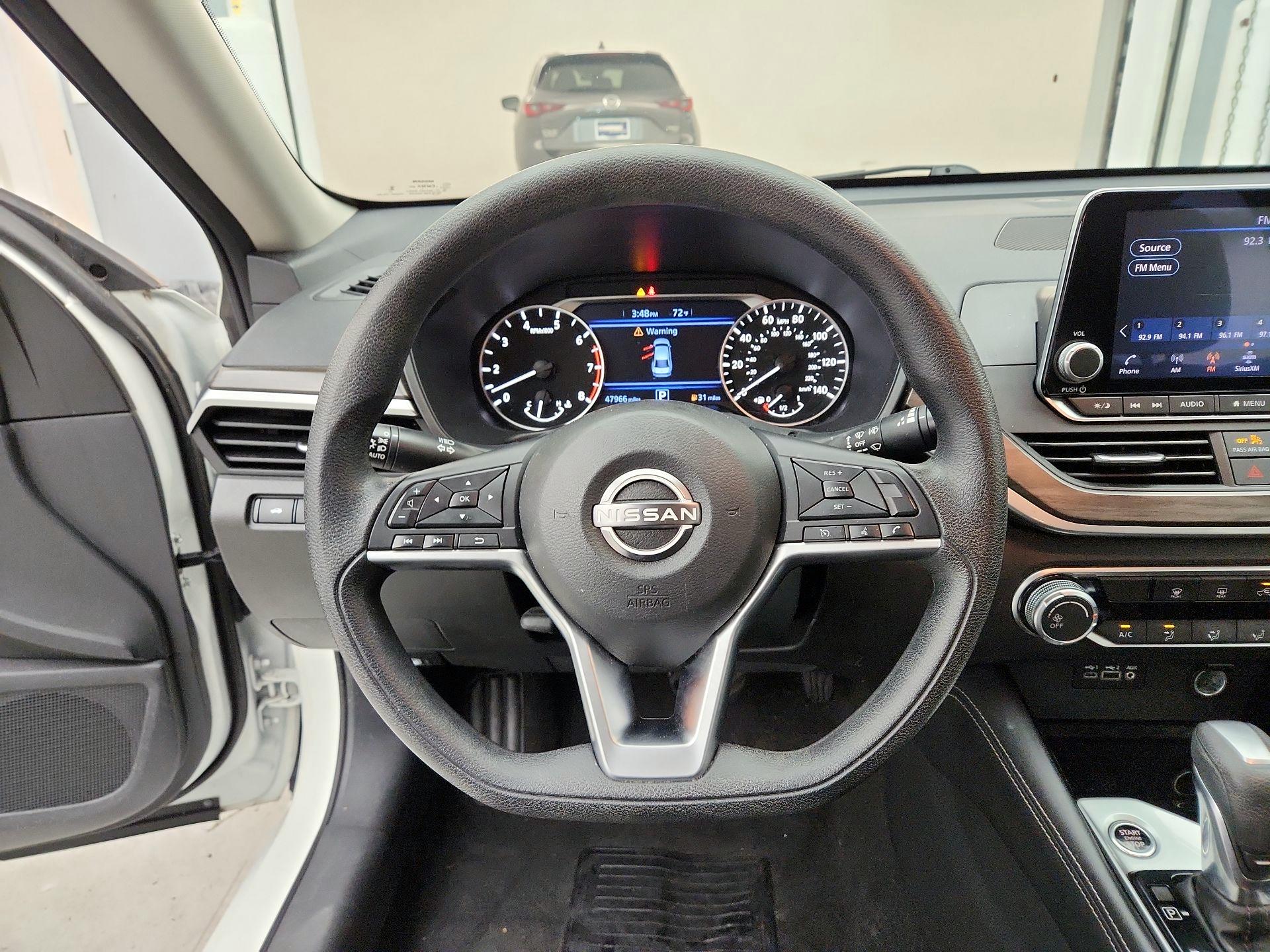 Thumbnail: 2023 Nissan Altima - 10
