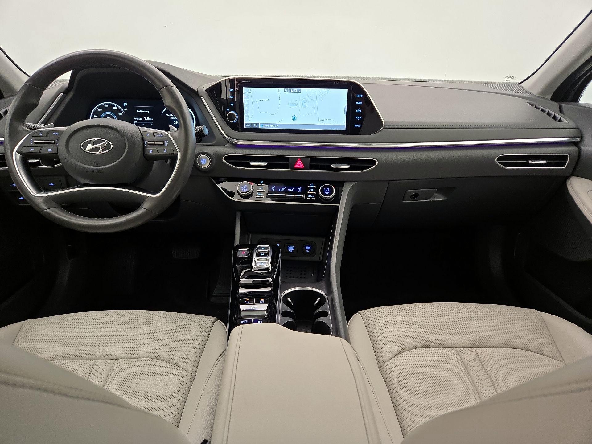 Thumbnail: 2022 Hyundai Sonata - 9