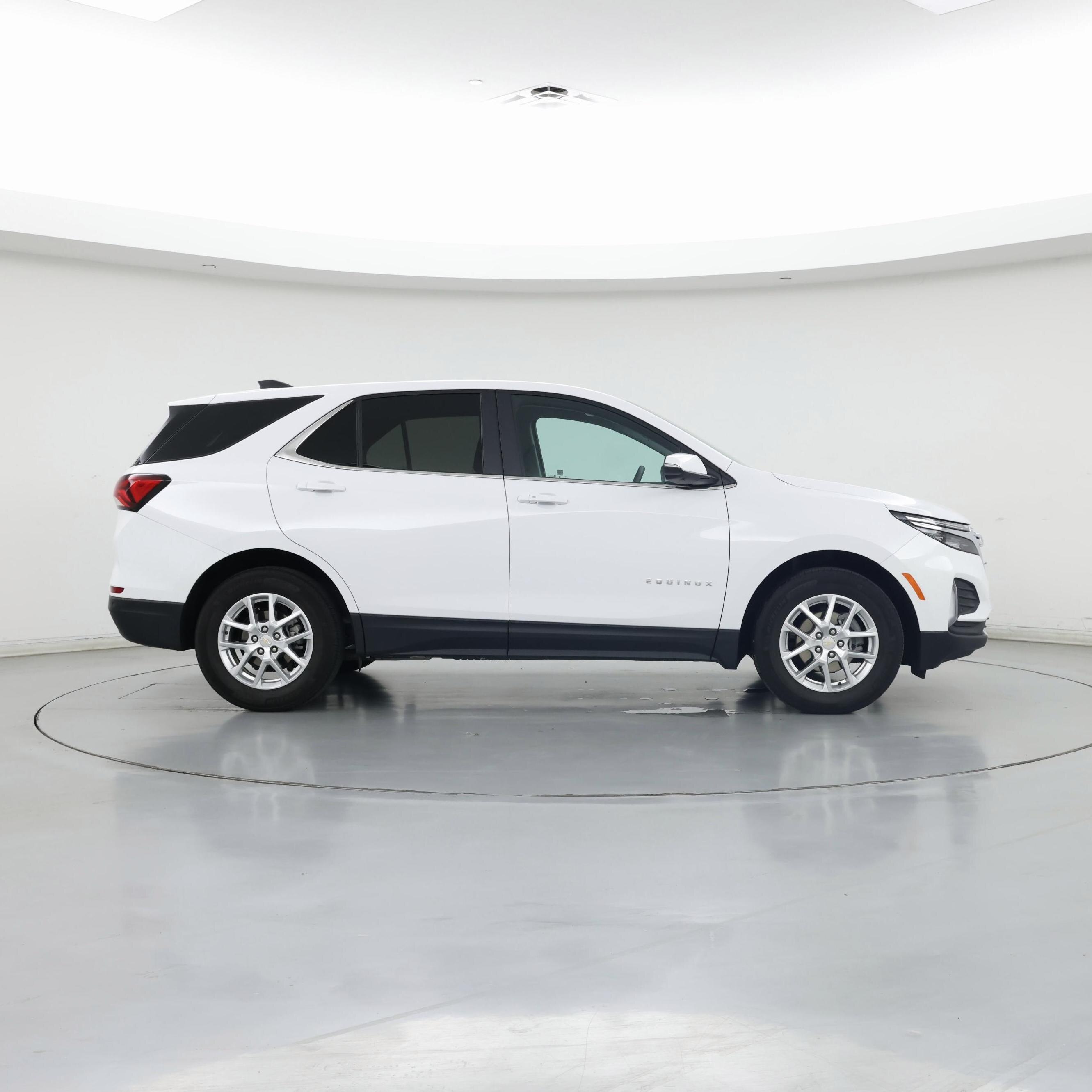 Thumbnail: 2022 Chevrolet Equinox - 7