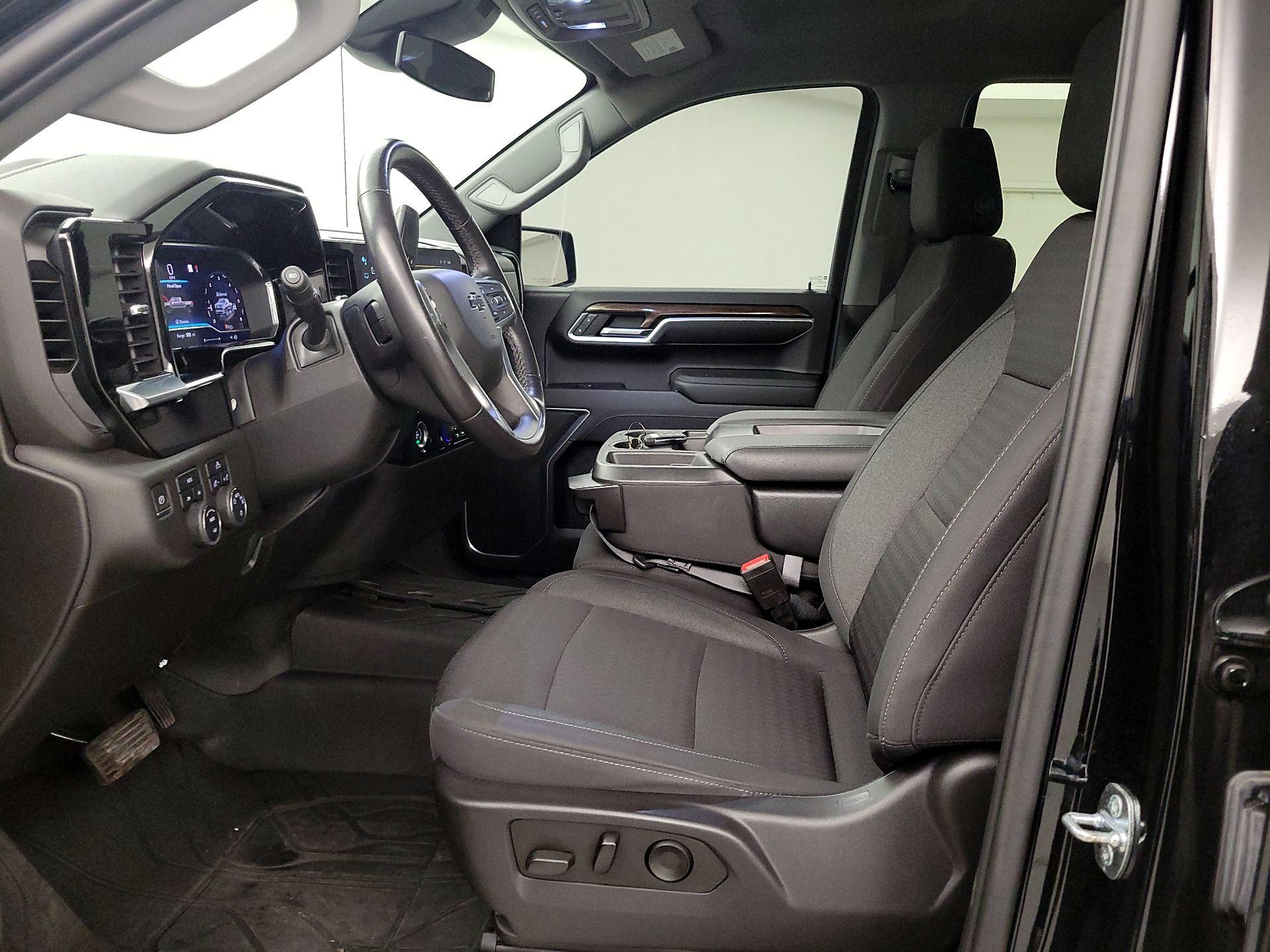 Thumbnail: 2022 Chevrolet Silverado 1500 - 11