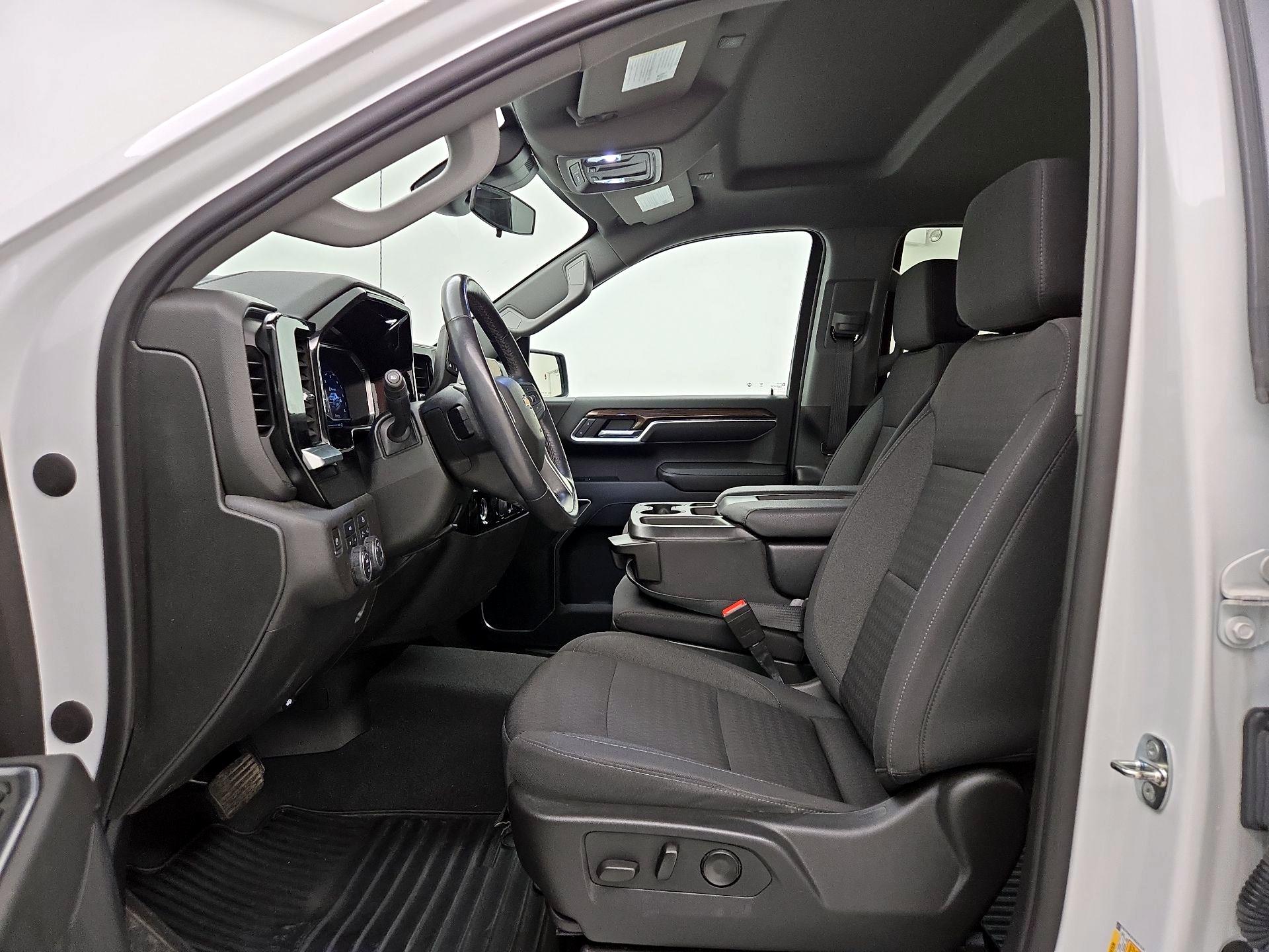 Thumbnail: 2022 Chevrolet Silverado 1500 - 11