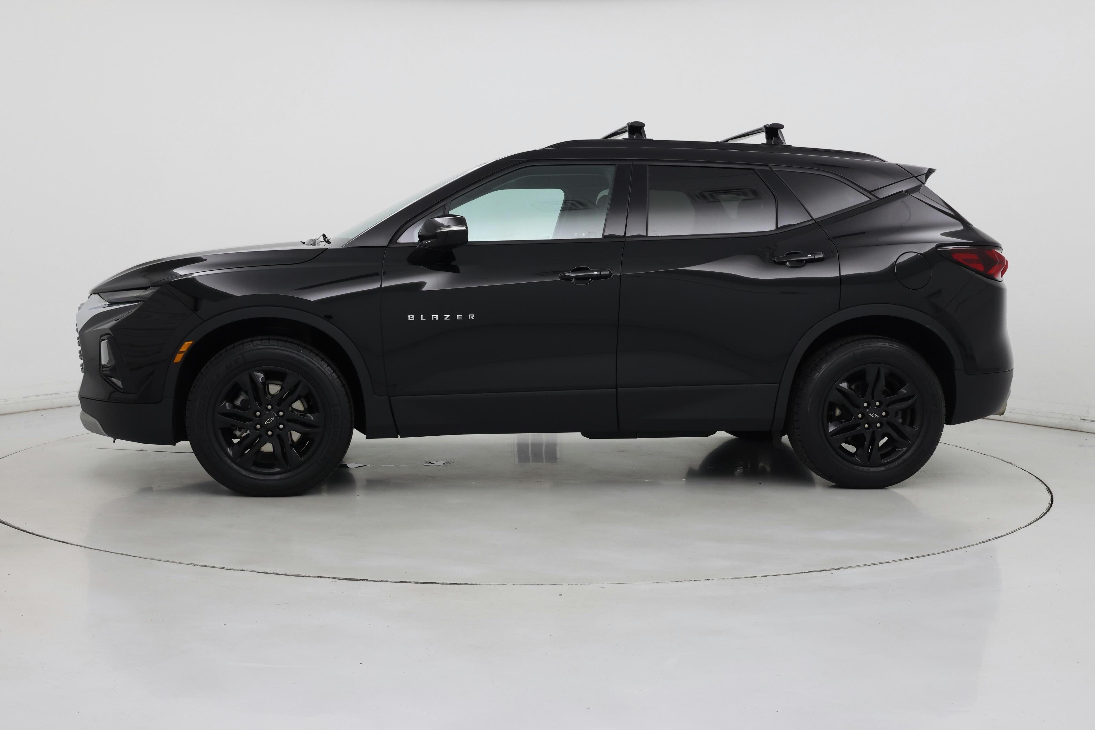 Thumbnail: 2022 Chevrolet Blazer - 3