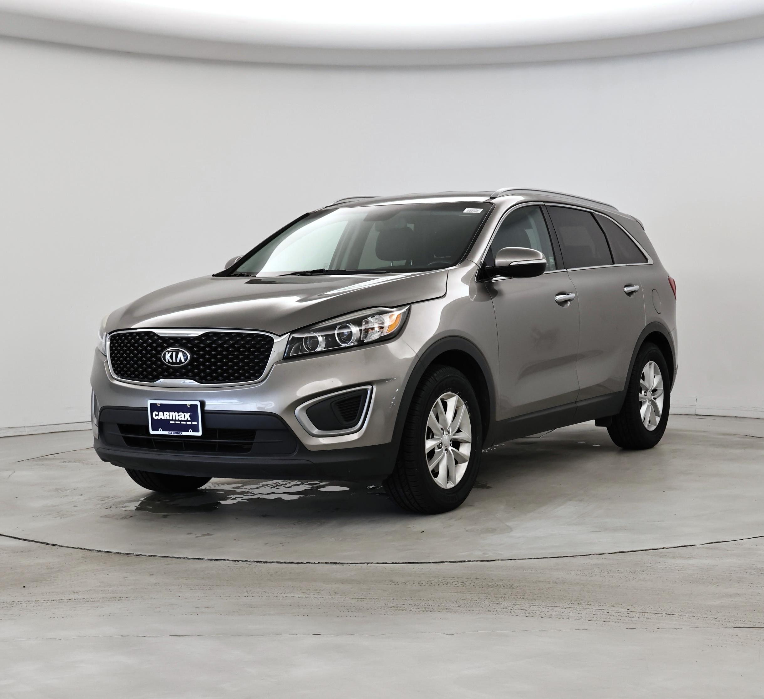 Thumbnail: 2016 Kia Sorento - 4