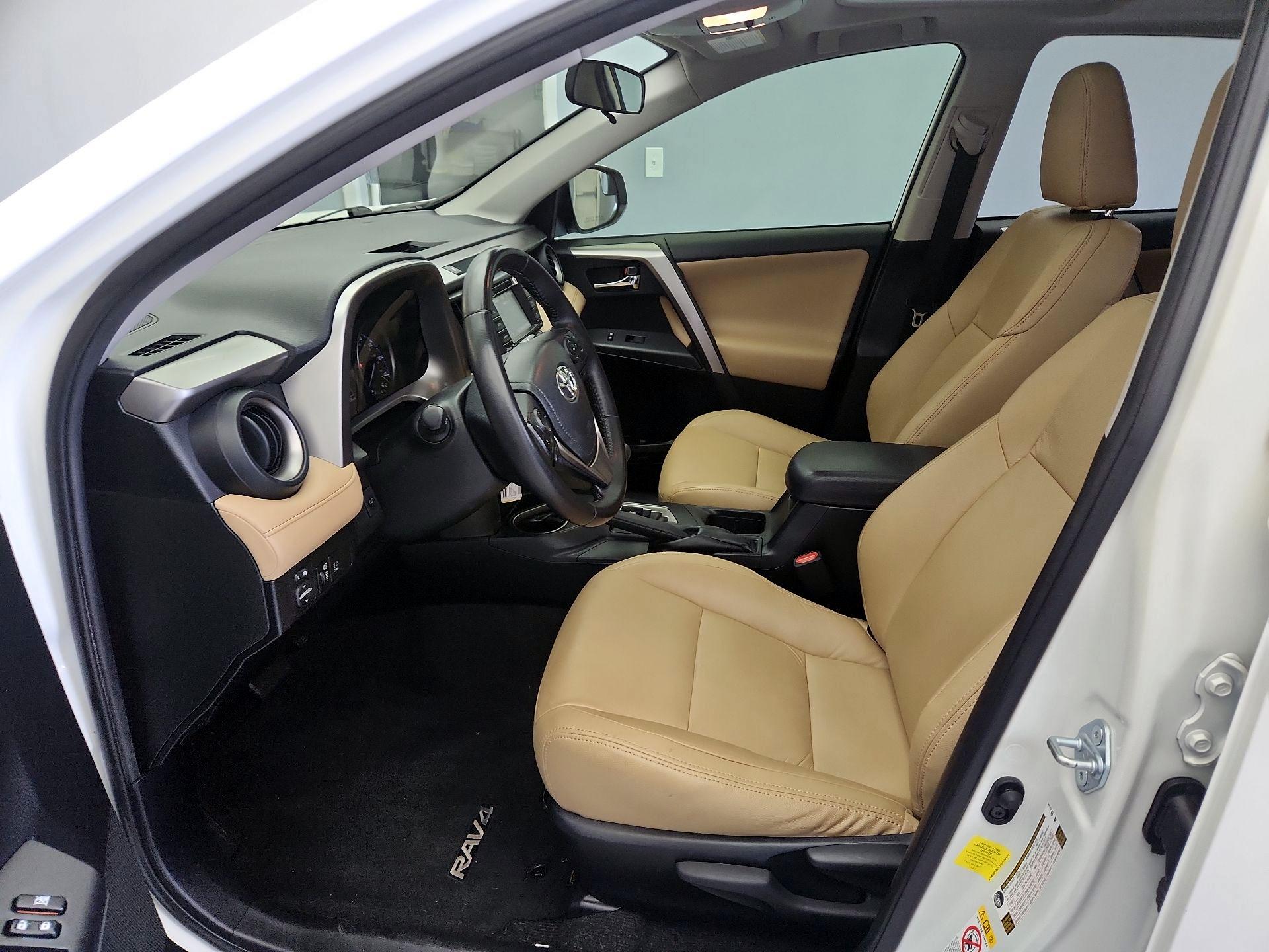 Thumbnail: 2017 Toyota RAV4 - 11