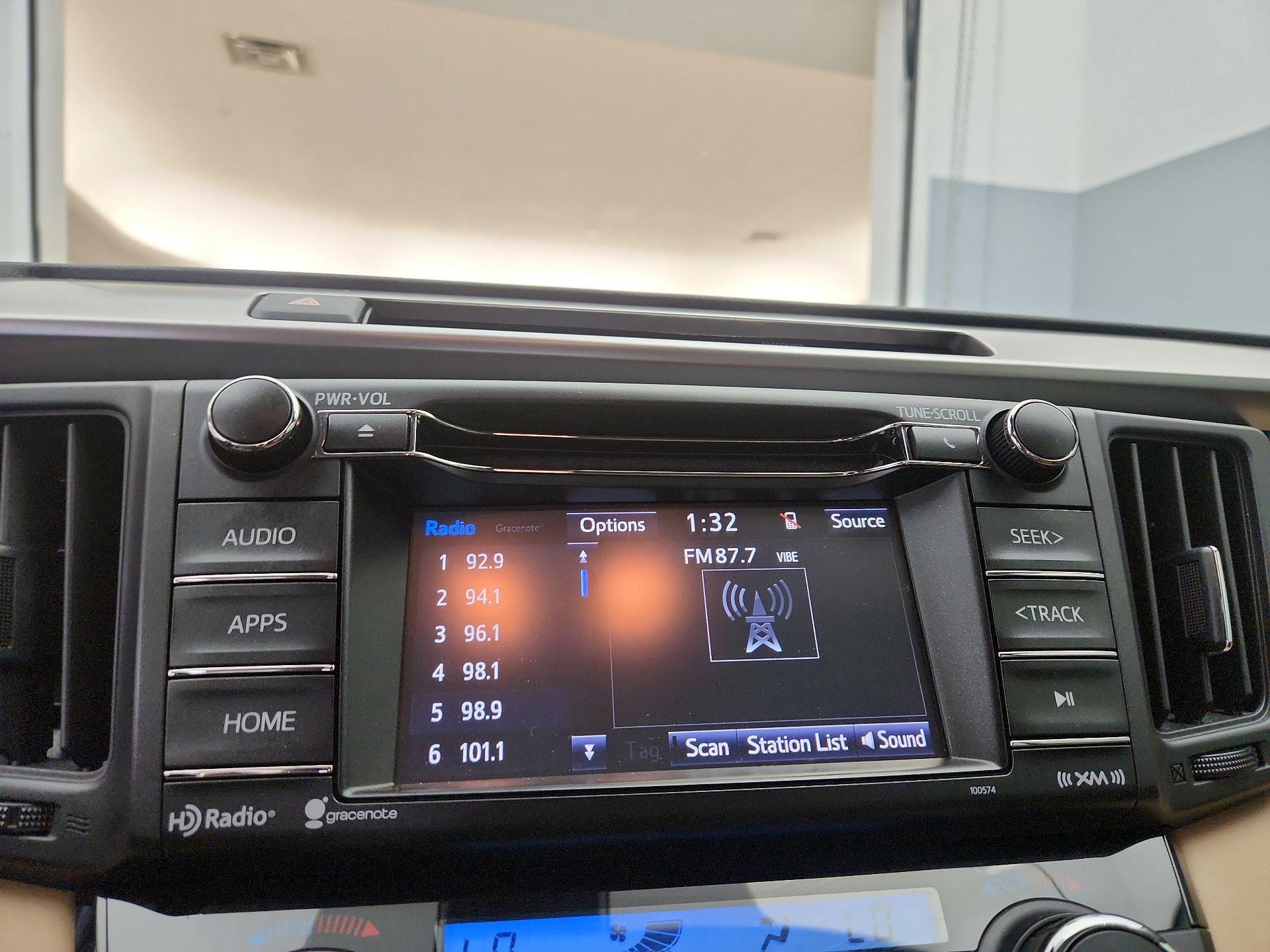 Thumbnail: 2017 Toyota RAV4 - 15