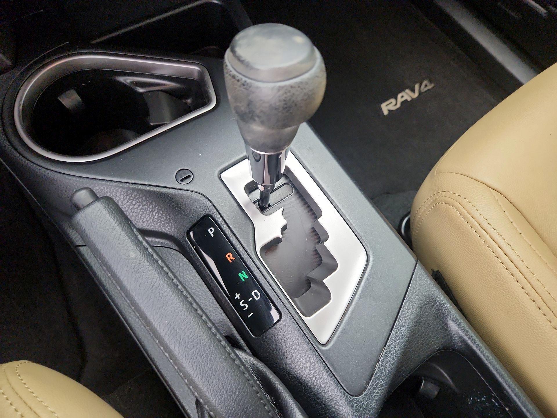 Thumbnail: 2017 Toyota RAV4 - 17