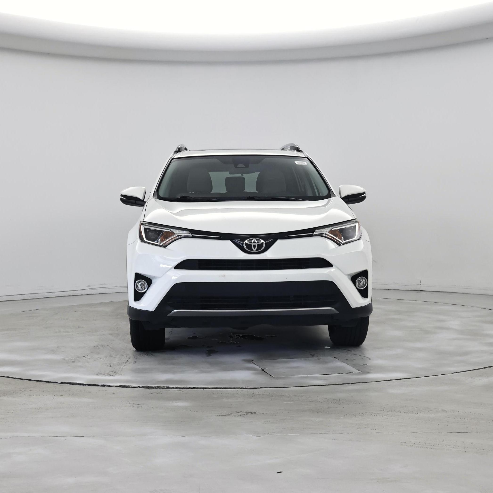 Thumbnail: 2017 Toyota RAV4 - 5