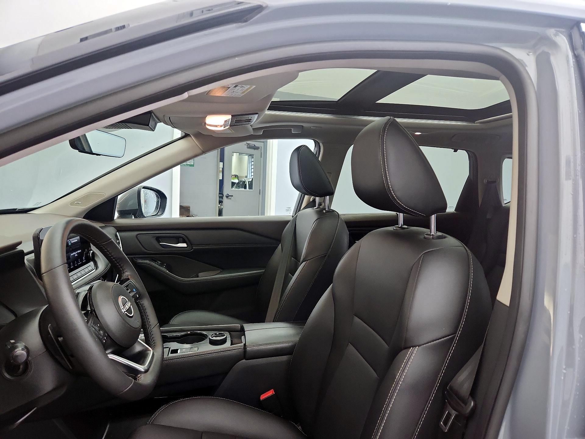 Thumbnail: 2023 Nissan Rogue - 19
