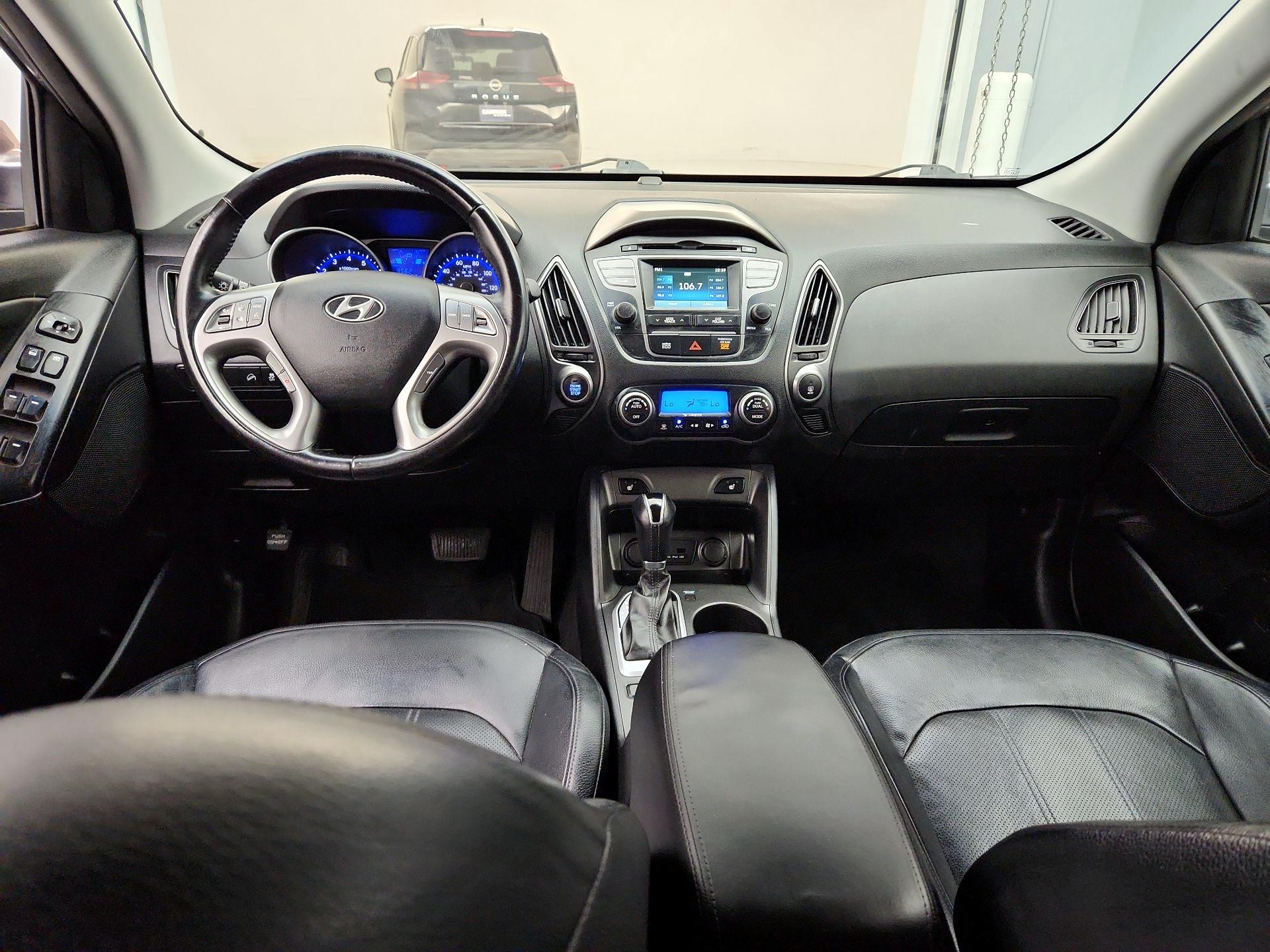 Thumbnail: 2014 Hyundai Tucson - 9