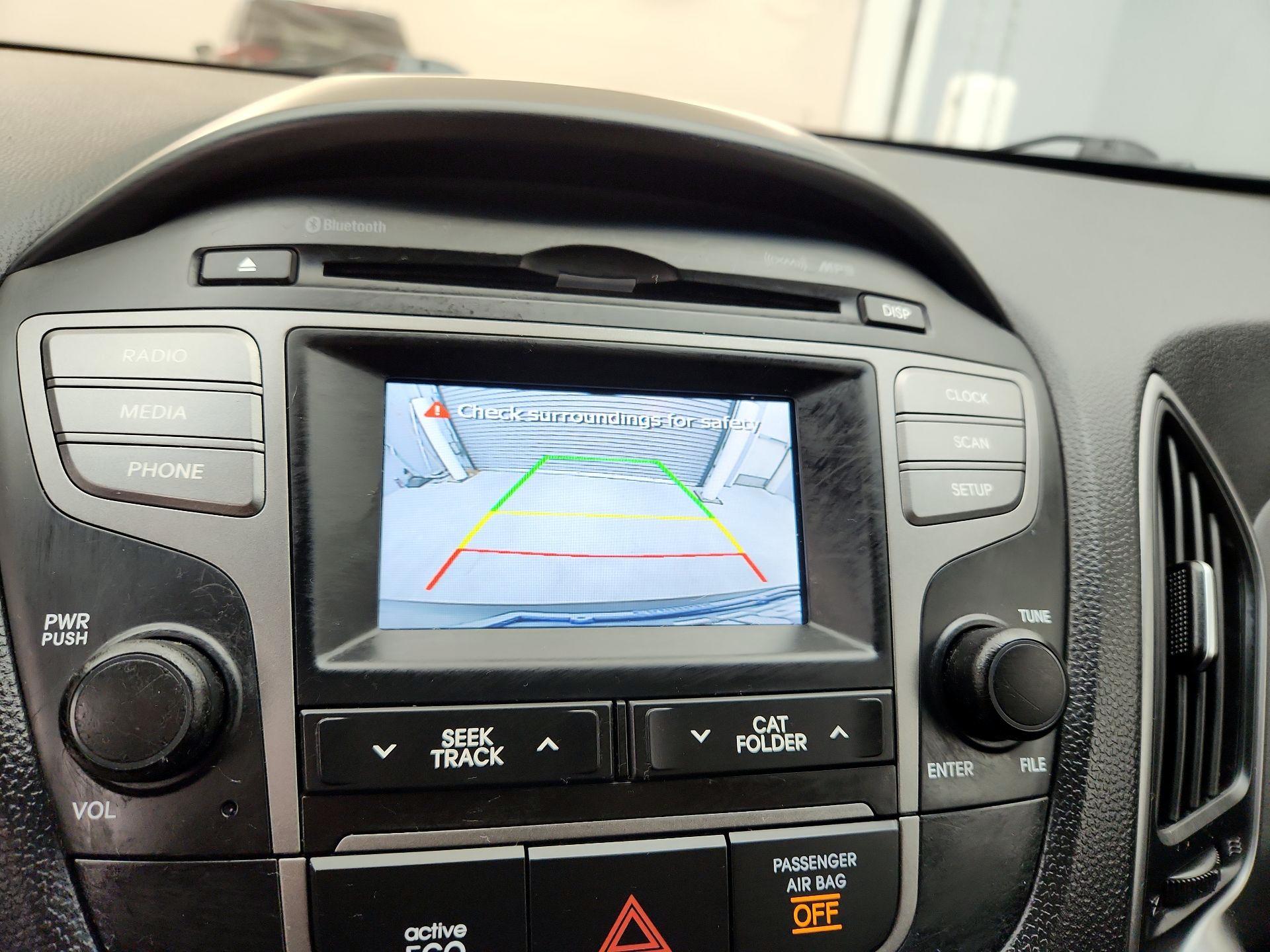 Thumbnail: 2014 Hyundai Tucson - 14
