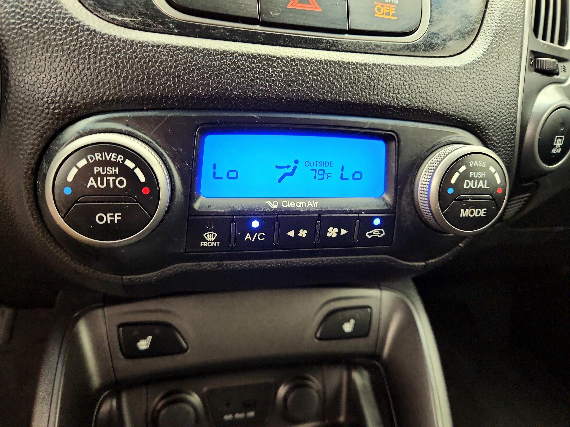 Thumbnail: 2014 Hyundai Tucson - 16