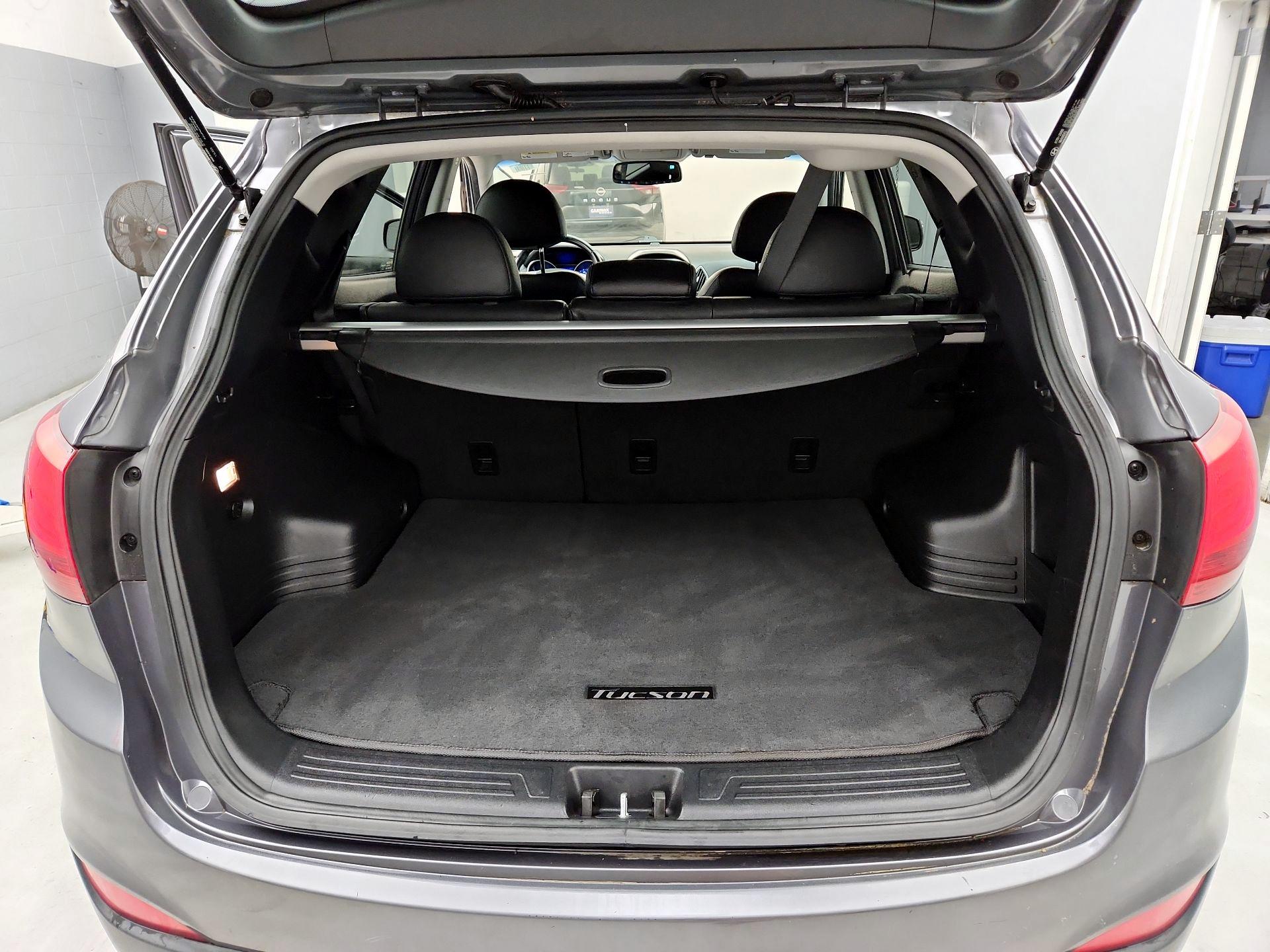 Thumbnail: 2014 Hyundai Tucson - 20