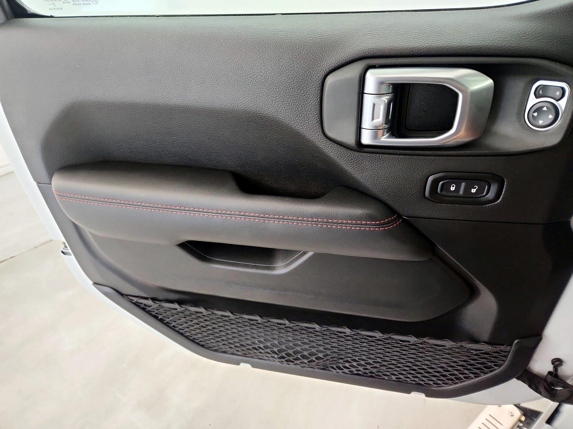 Thumbnail: 2021 Jeep Wrangler - 12