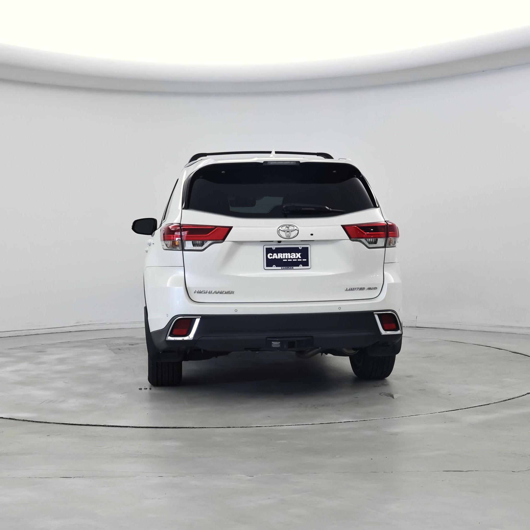 Thumbnail: 2019 Toyota Highlander - 6