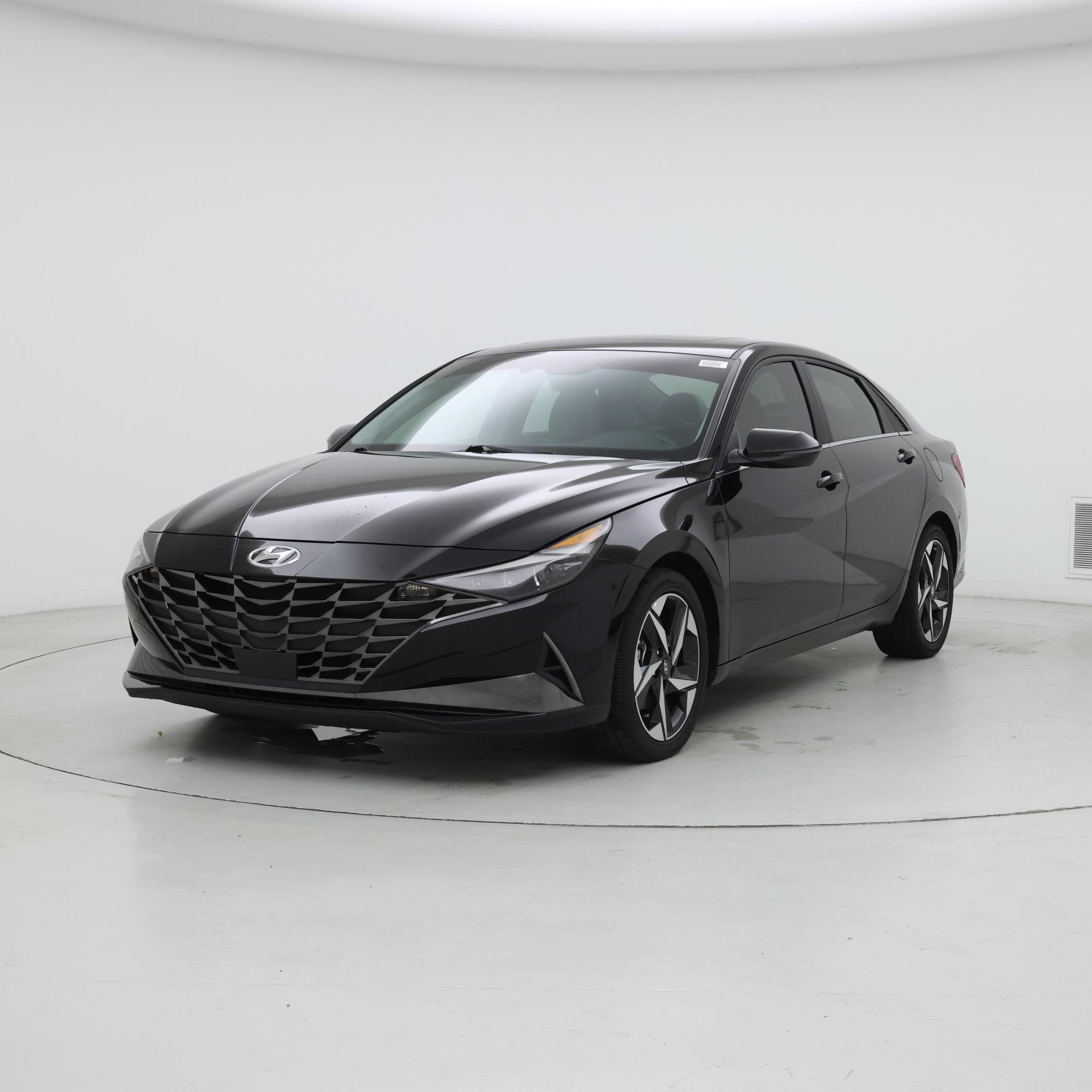 Thumbnail: 2023 Hyundai Elantra - 4