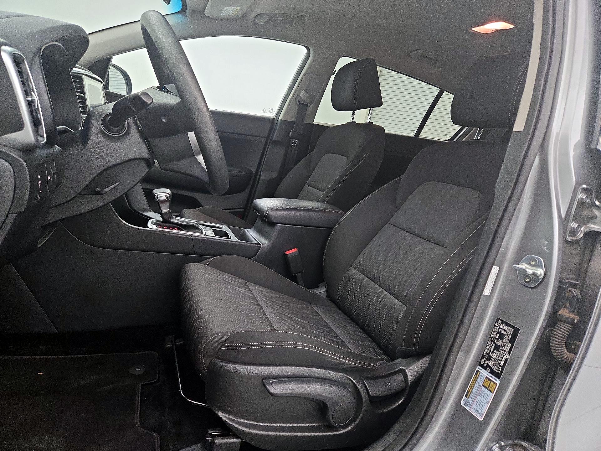 Thumbnail: 2020 Kia Sportage - 11