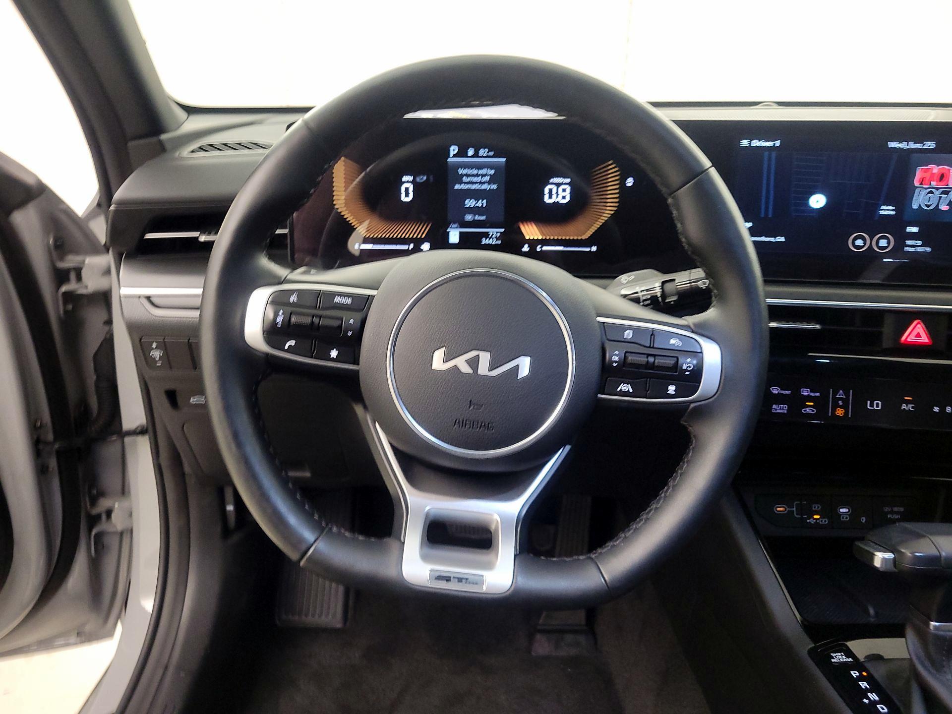 Thumbnail: 2025 Kia K5 - 10