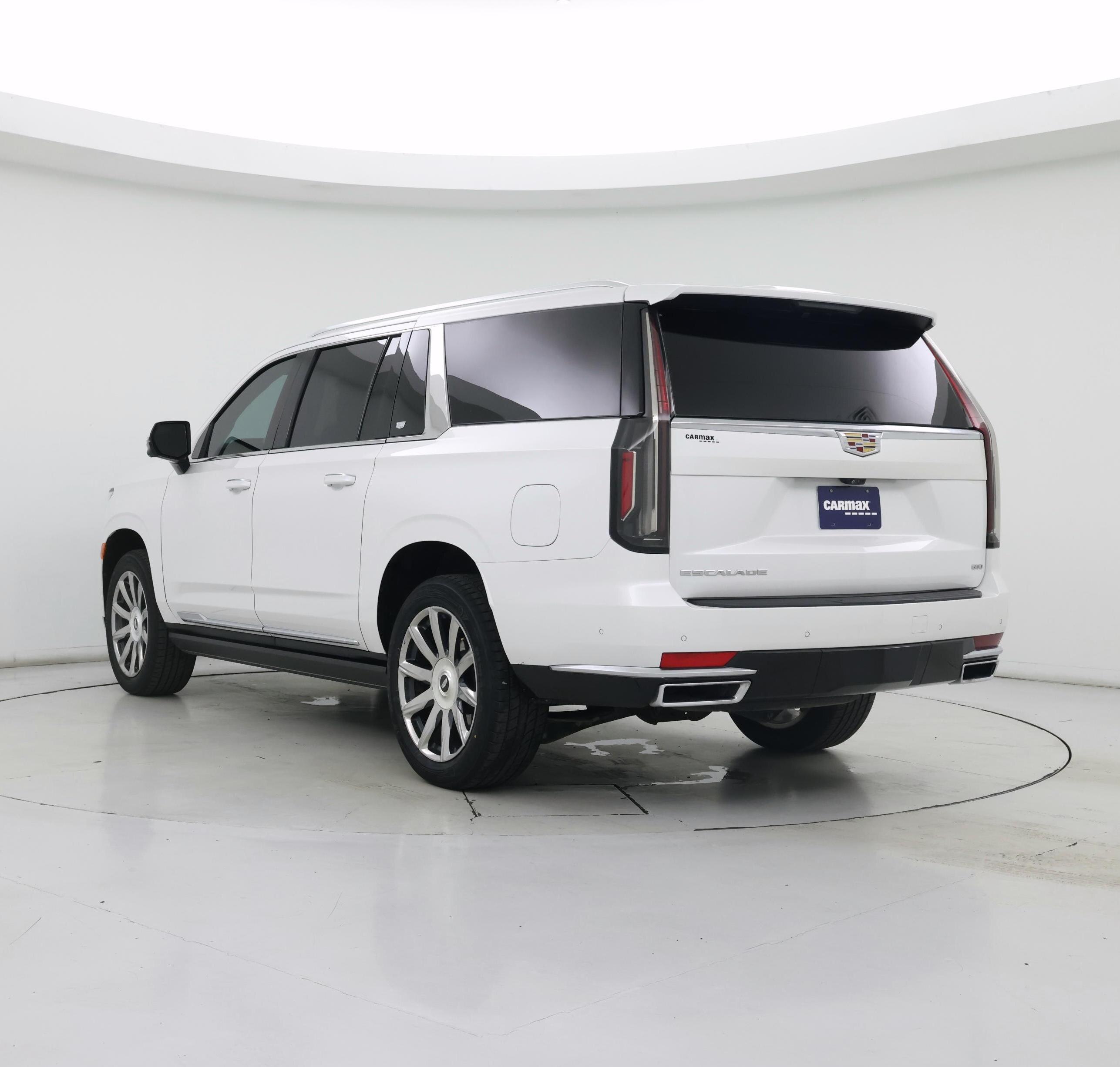 Thumbnail: 2022 Cadillac Escalade - 2