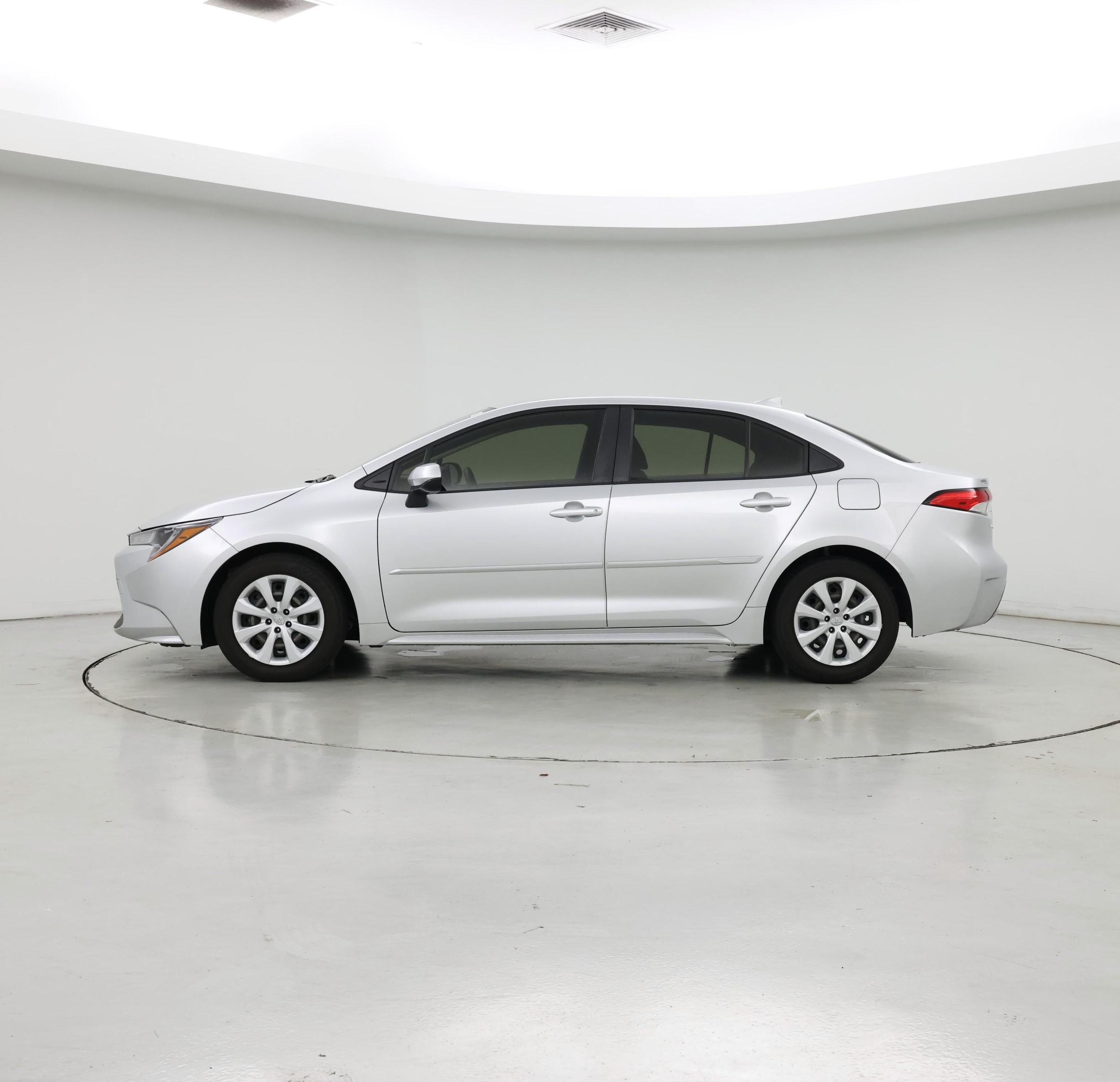 Thumbnail: 2022 Toyota Corolla - 3