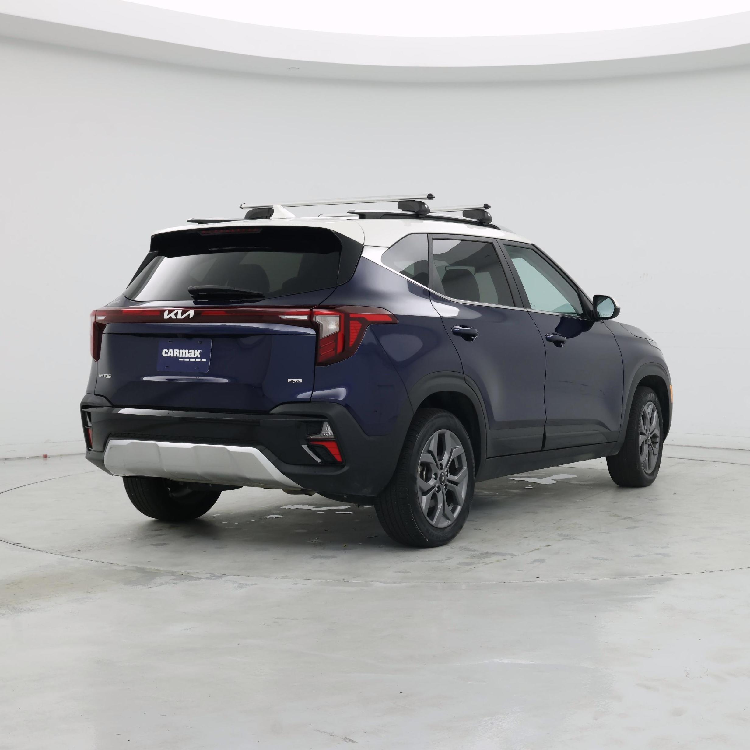 Thumbnail: 2024 Kia Seltos - 8