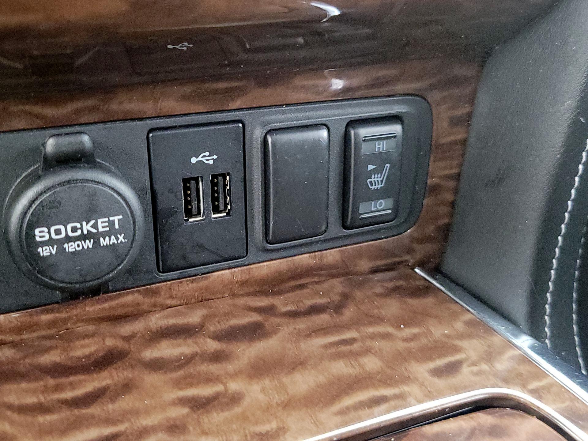 Thumbnail: 2020 Nissan Armada - 19