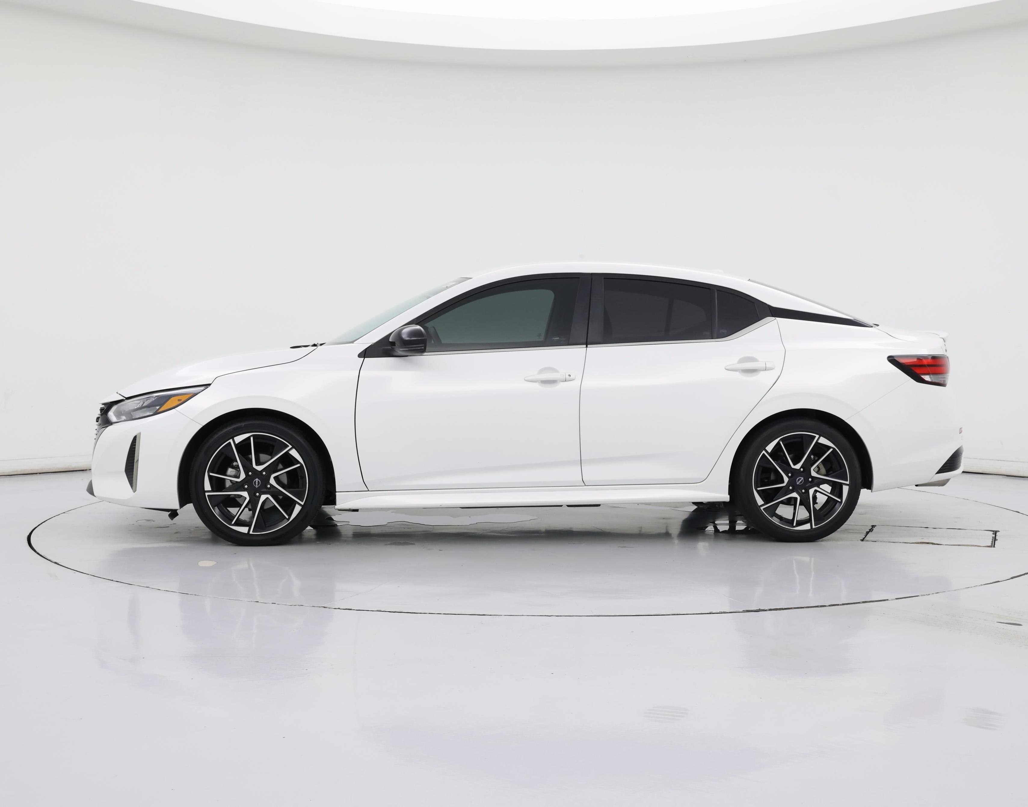 Thumbnail: 2024 Nissan Sentra - 3
