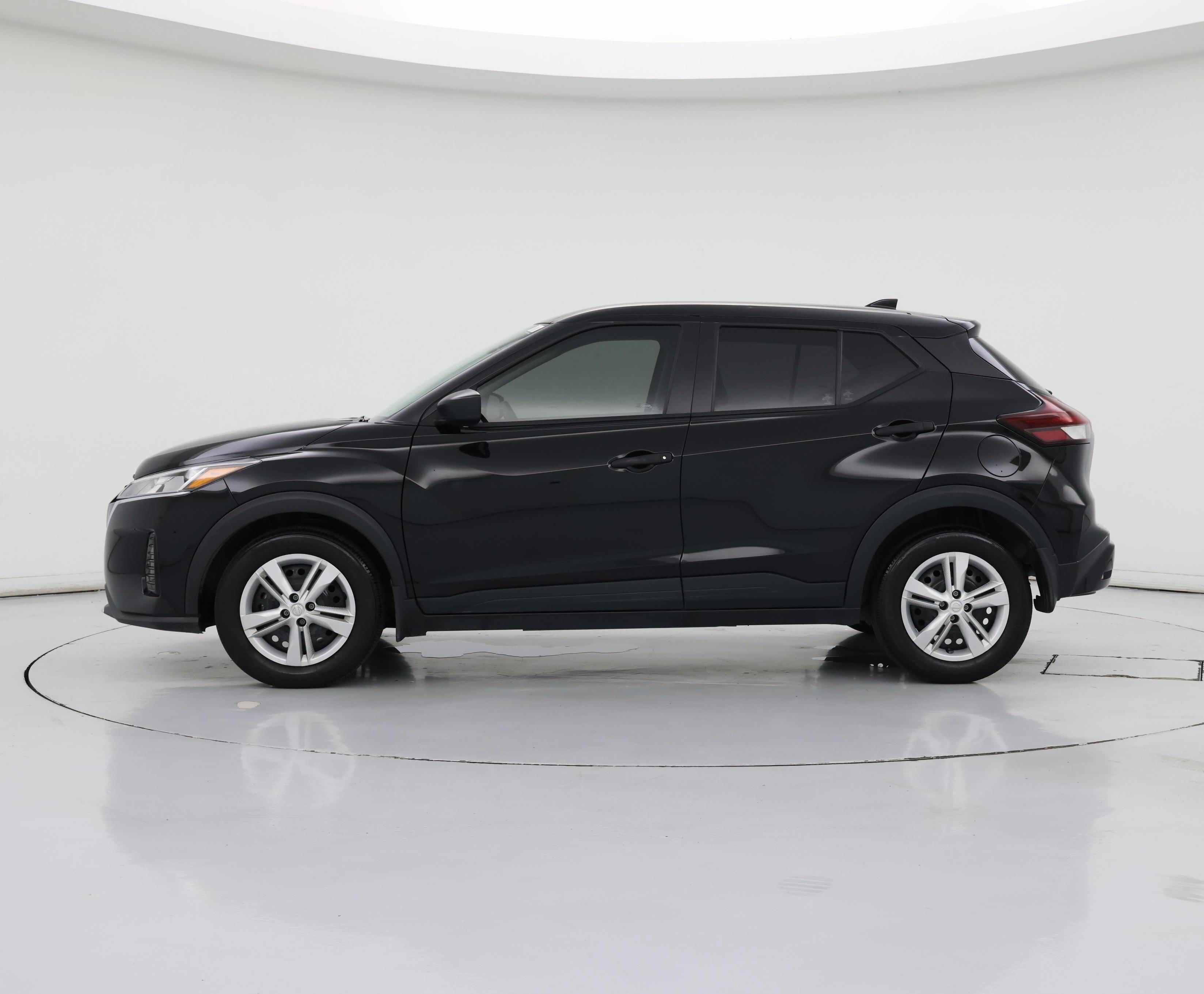 Thumbnail: 2024 Nissan Kicks - 3