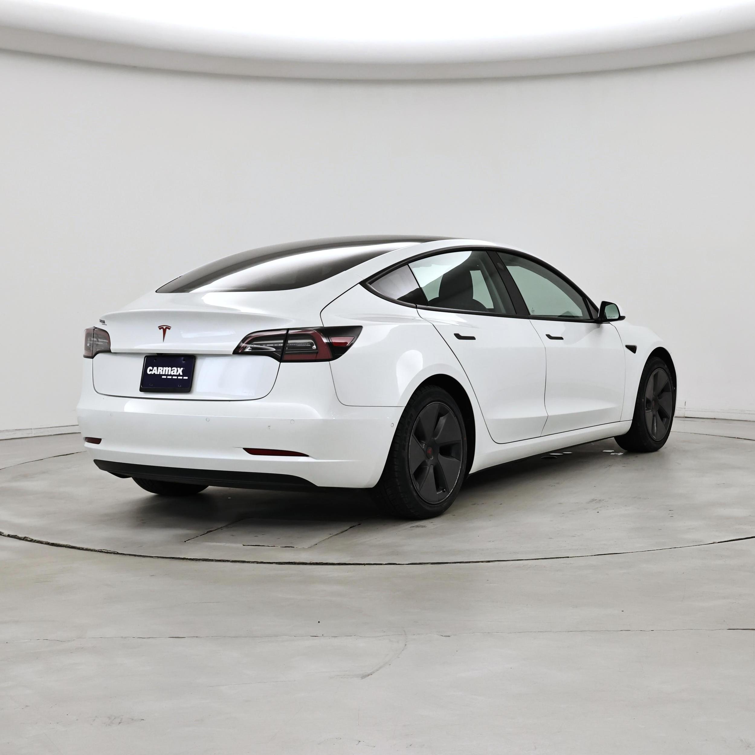 Thumbnail: 2021 Tesla Model 3 - 8