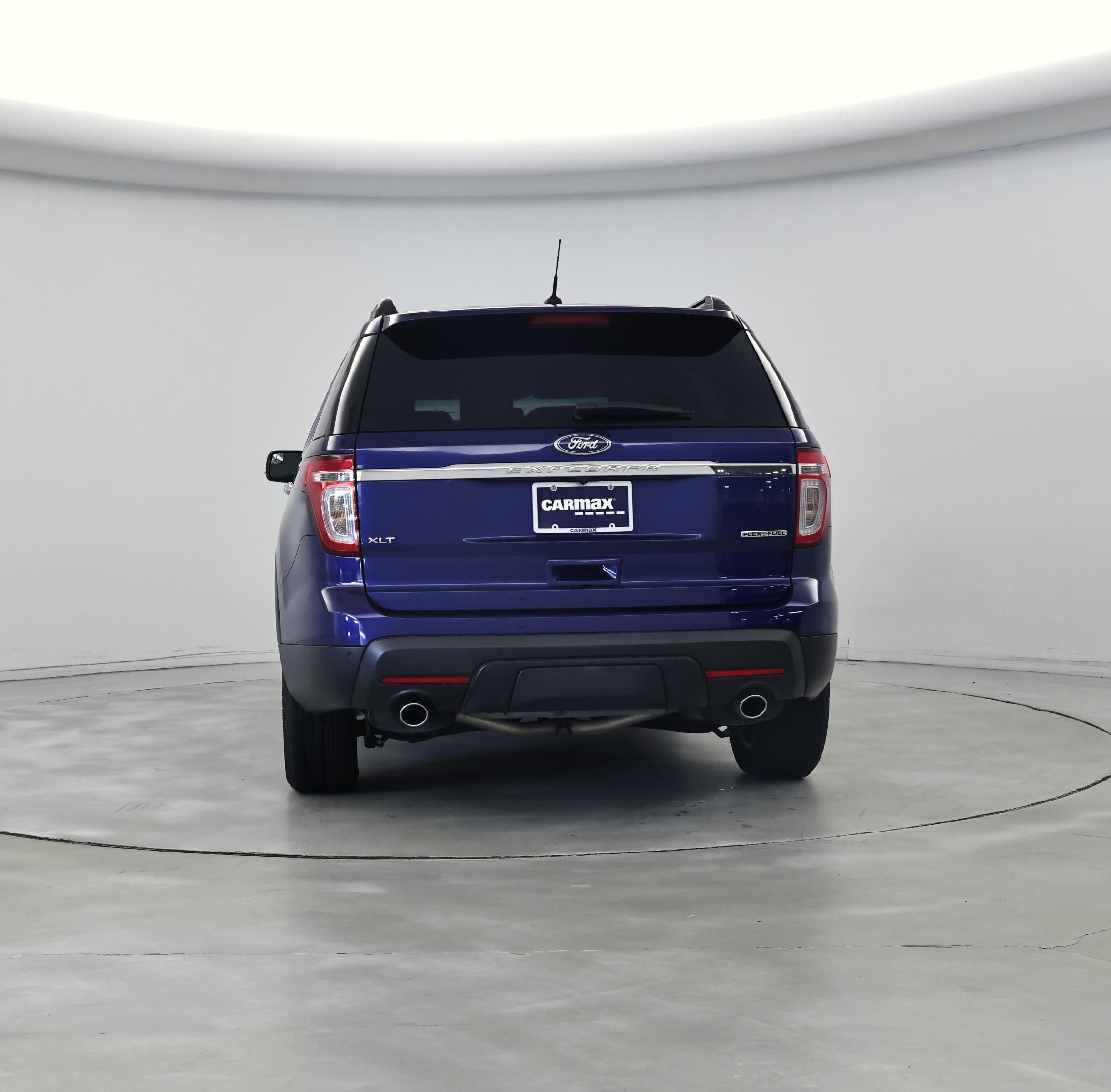 Thumbnail: 2015 Ford Explorer - 6
