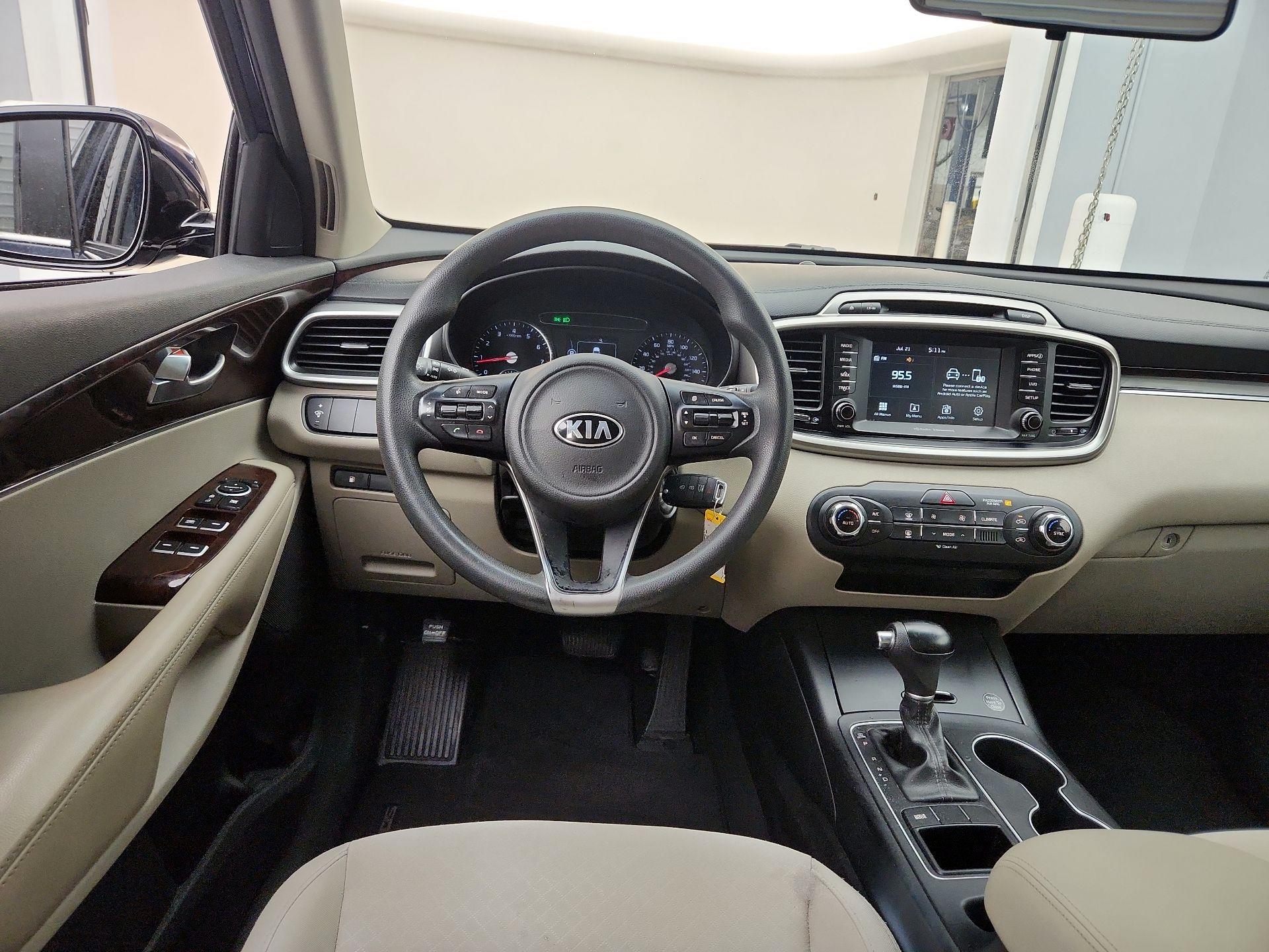 Thumbnail: 2018 Kia Sorento - 10