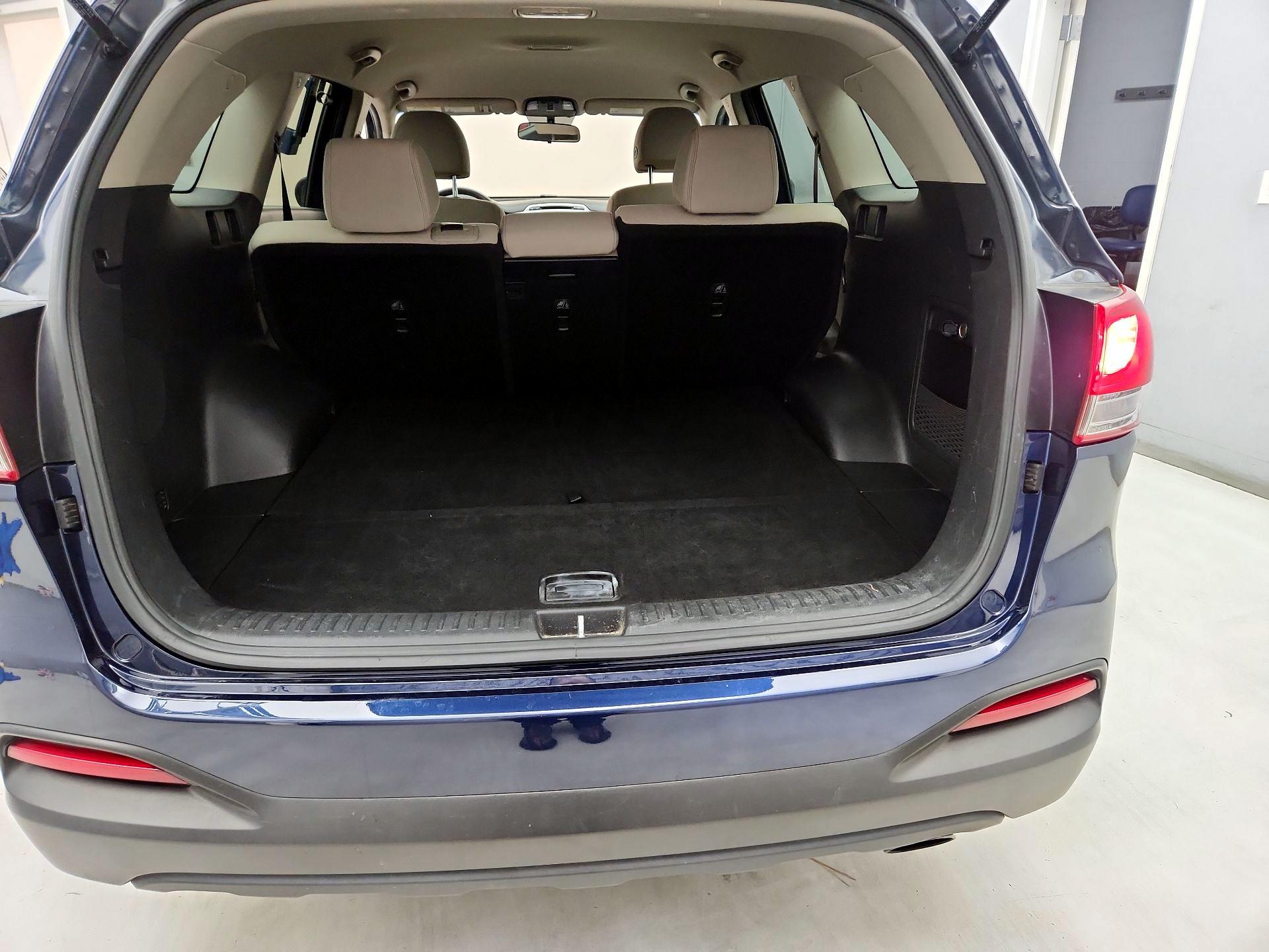 Thumbnail: 2018 Kia Sorento - 20