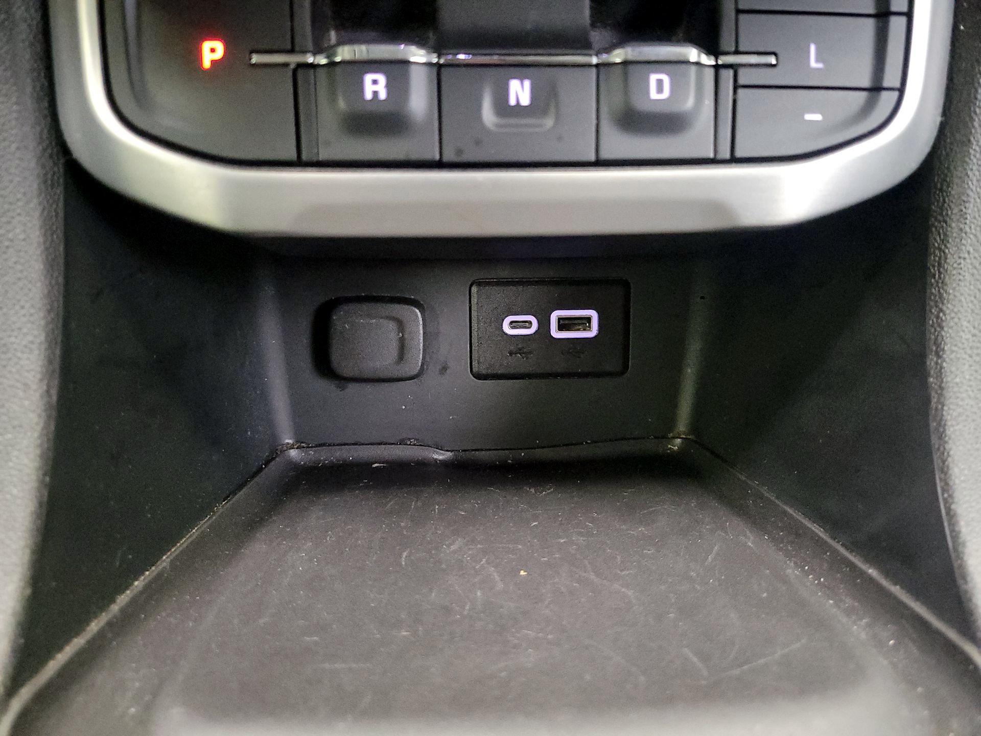 Thumbnail: 2022 GMC Acadia - 19