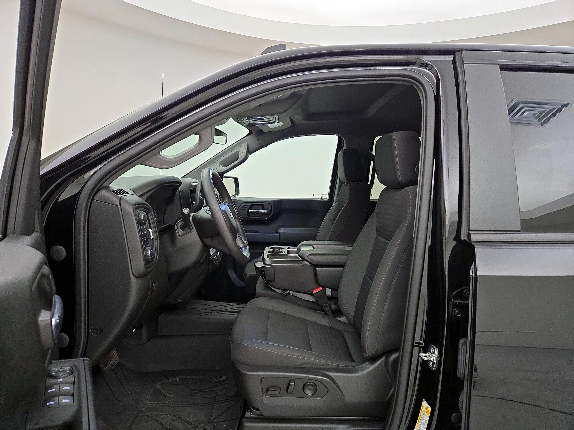 Thumbnail: 2023 Chevrolet Silverado 1500 - 11