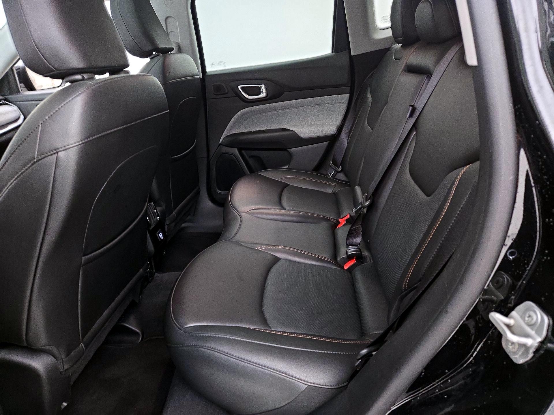 Thumbnail: 2022 Jeep Compass - 20