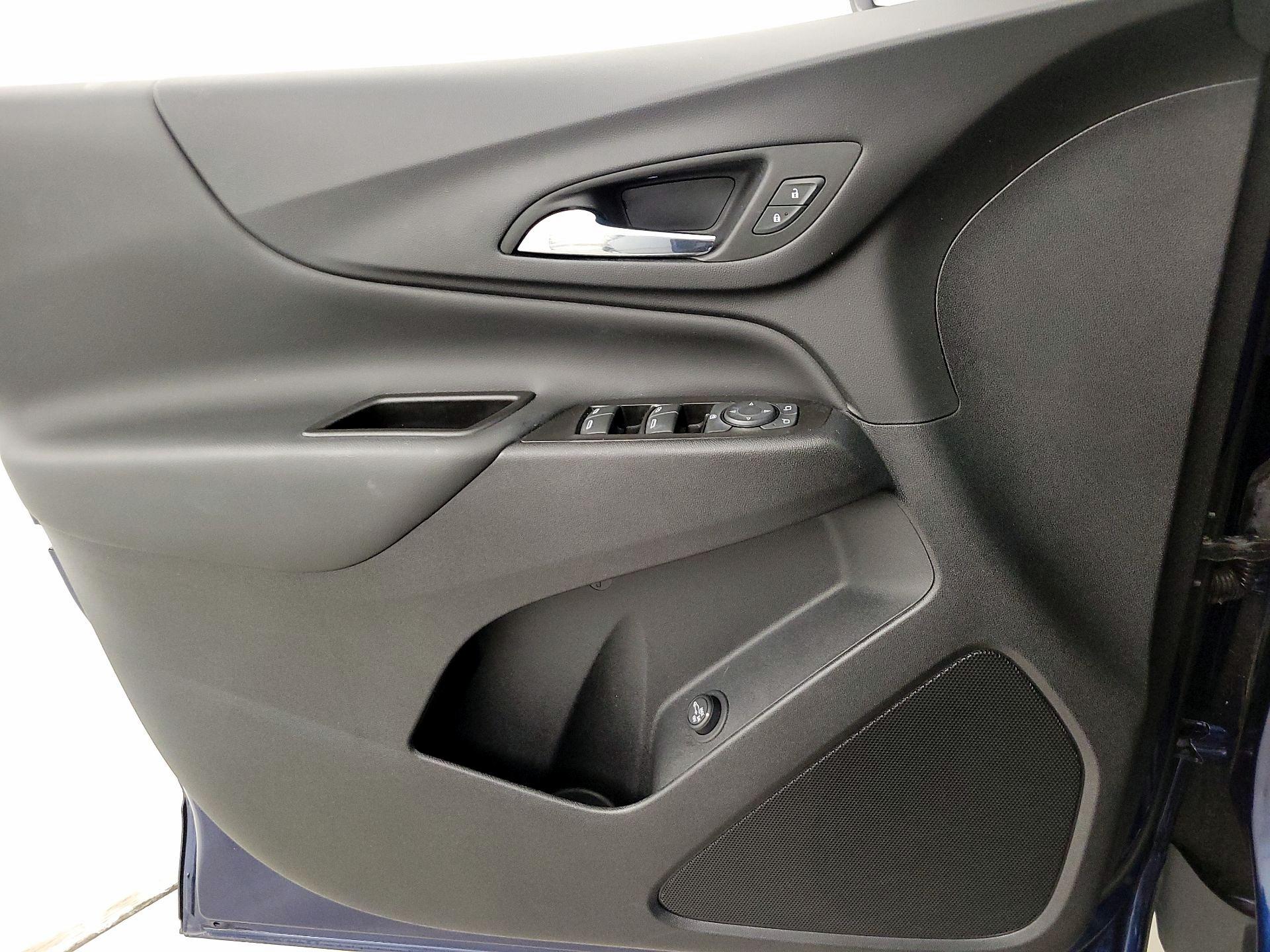 Thumbnail: 2022 Chevrolet Equinox - 12
